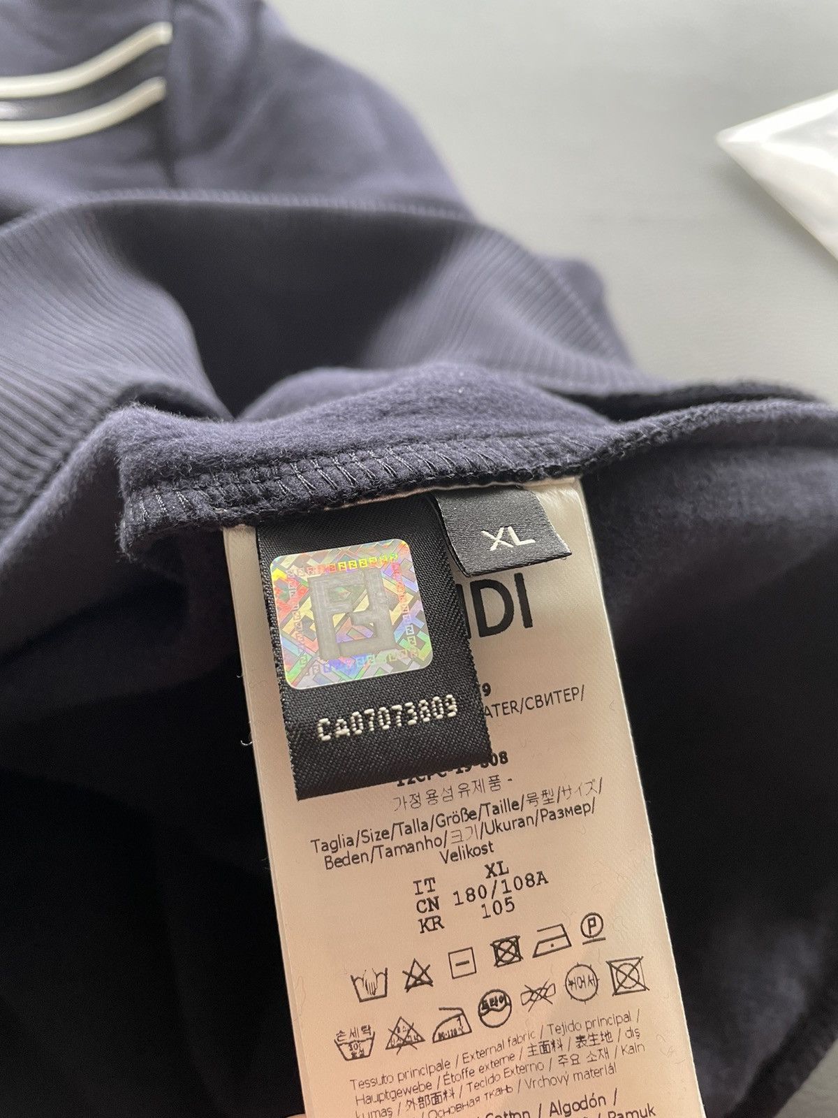 Fendi Super Runway FF Logo Fendi Hoodie Limited Edition Brand New Size US XL / EU 56 / 4 - 15 Thumbnail