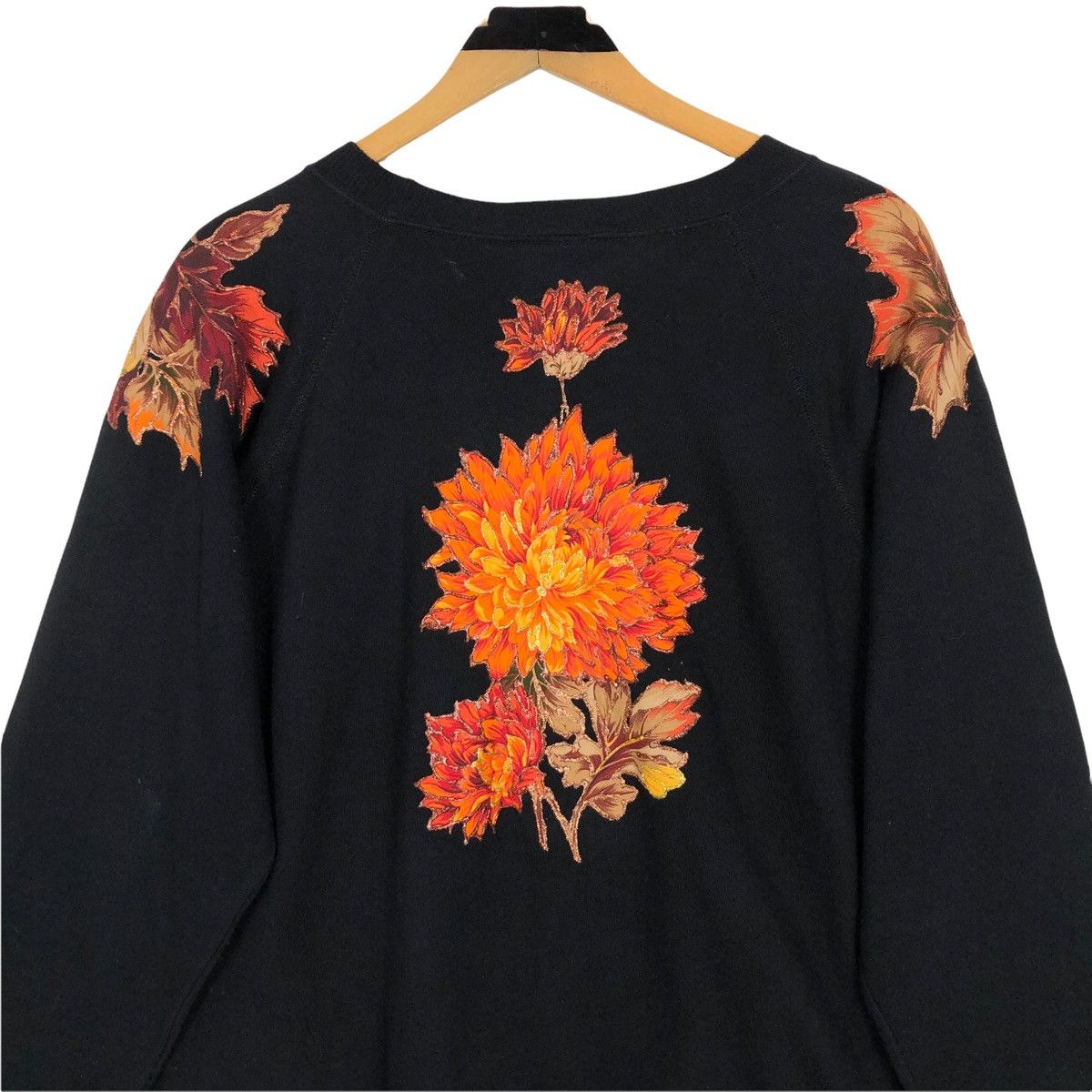 Hanes Vintage Floral Crewneck Sweatshirt Hanes Her Way Size US L / EU 52-54 / 3 - 5 Thumbnail