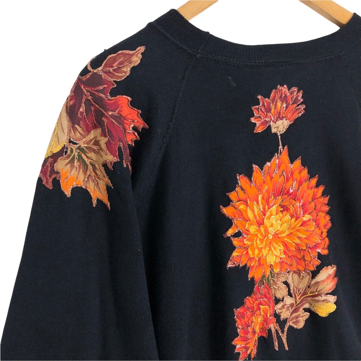 Hanes Vintage Floral Crewneck Sweatshirt Hanes Her Way Size US L / EU 52-54 / 3 - 6 Thumbnail