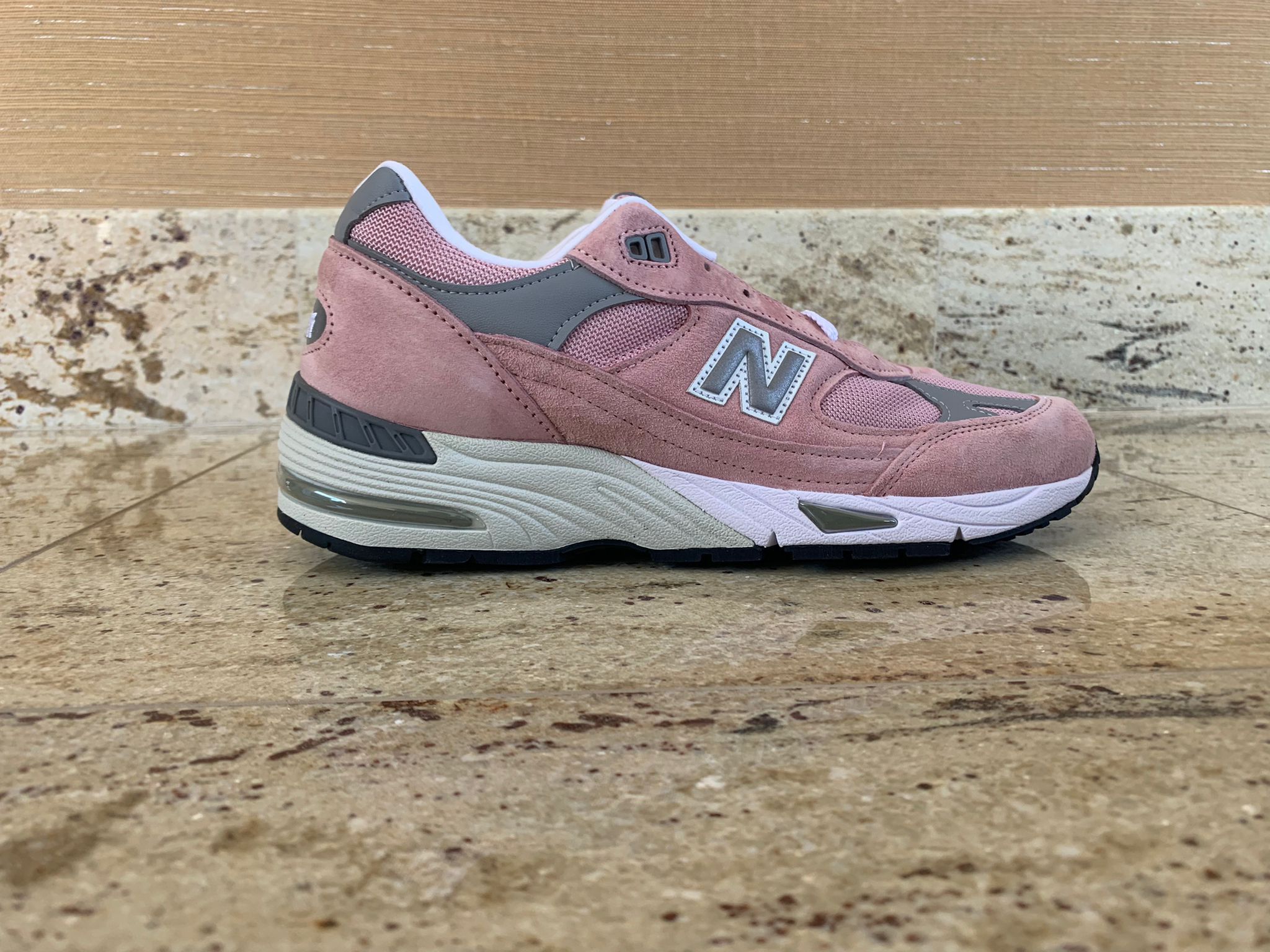 M991PNK New Balance Pink 991