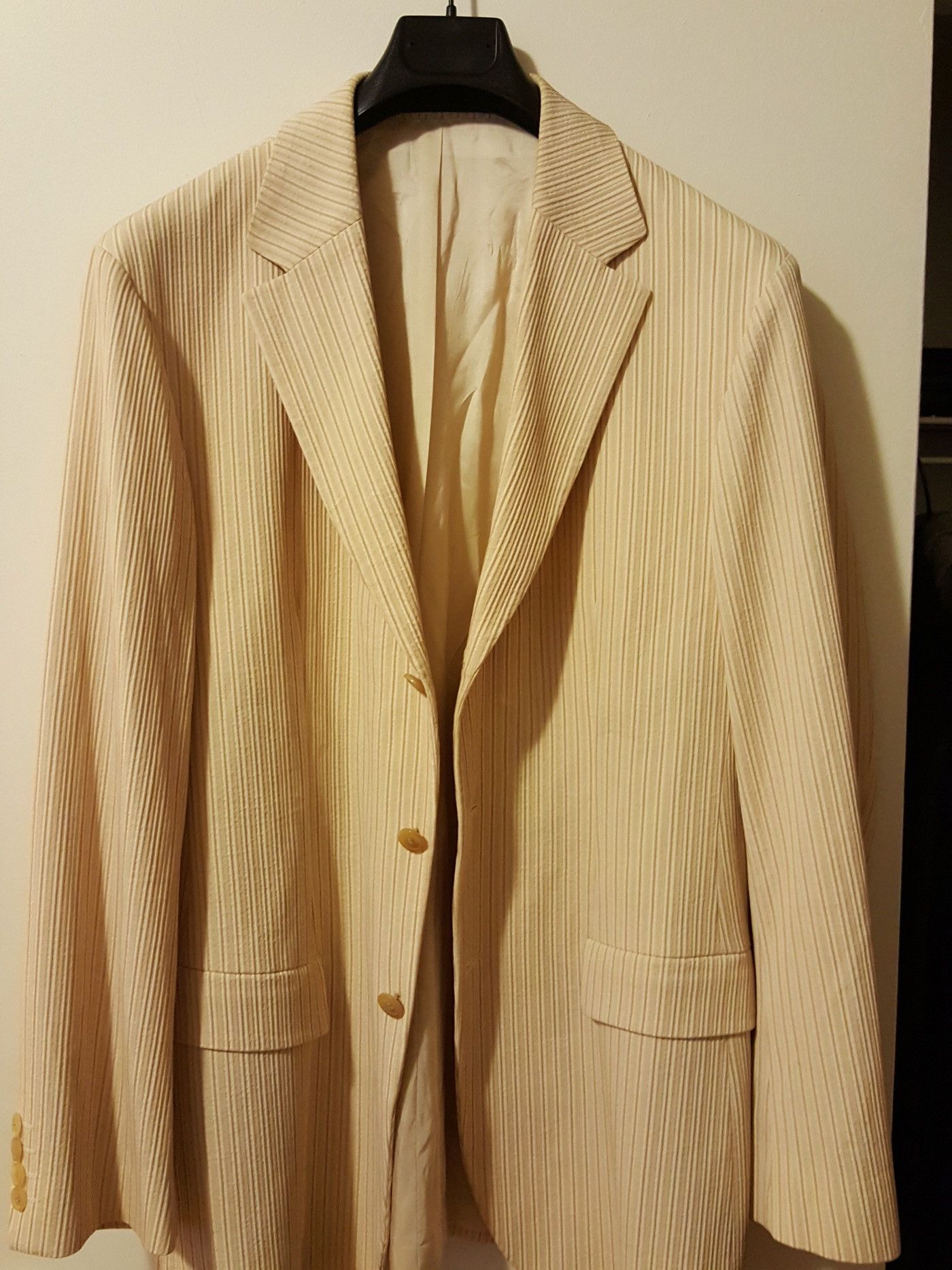 Three-button Textured-stripe 