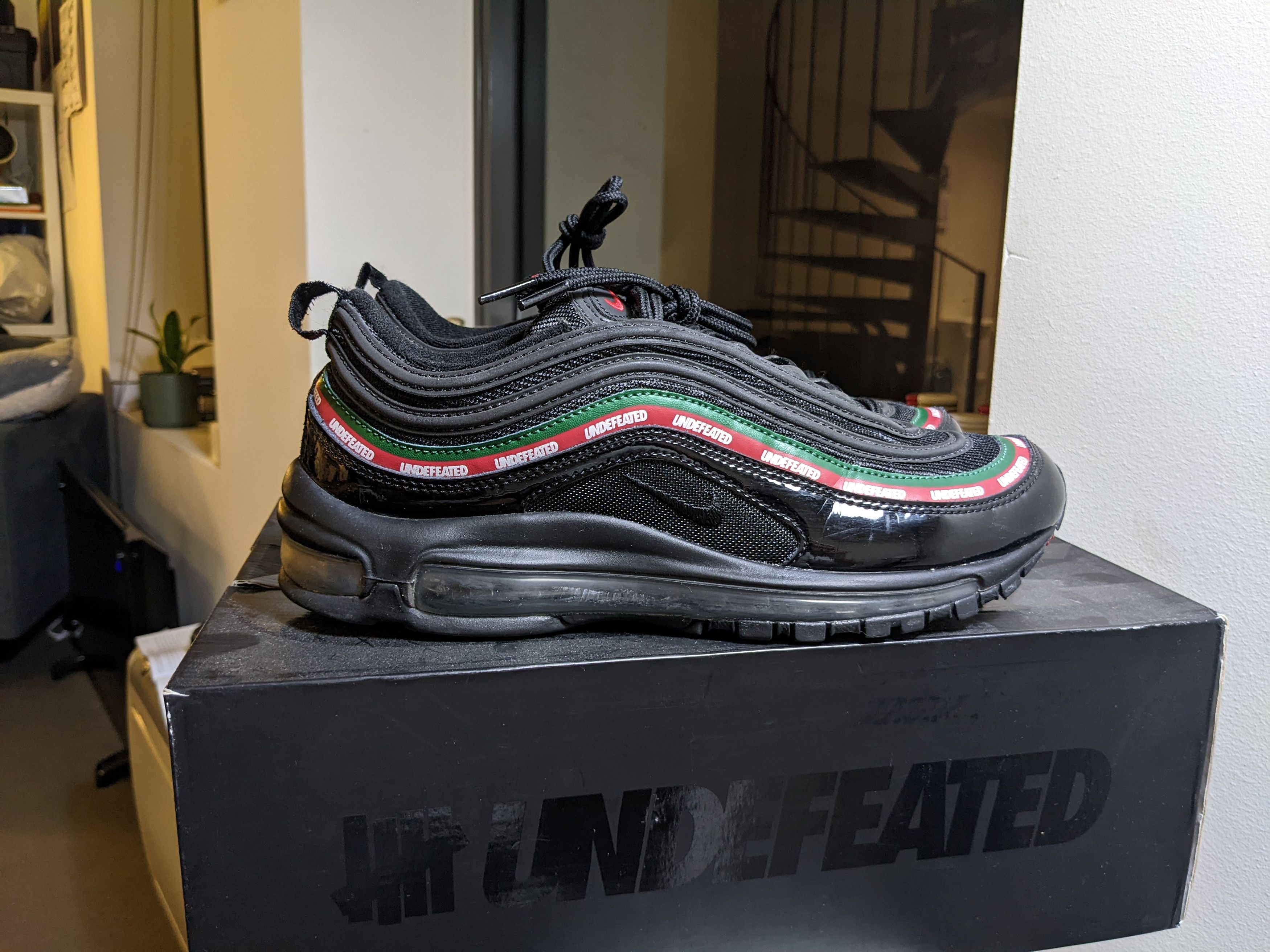 Air max 97 outlet black gucci