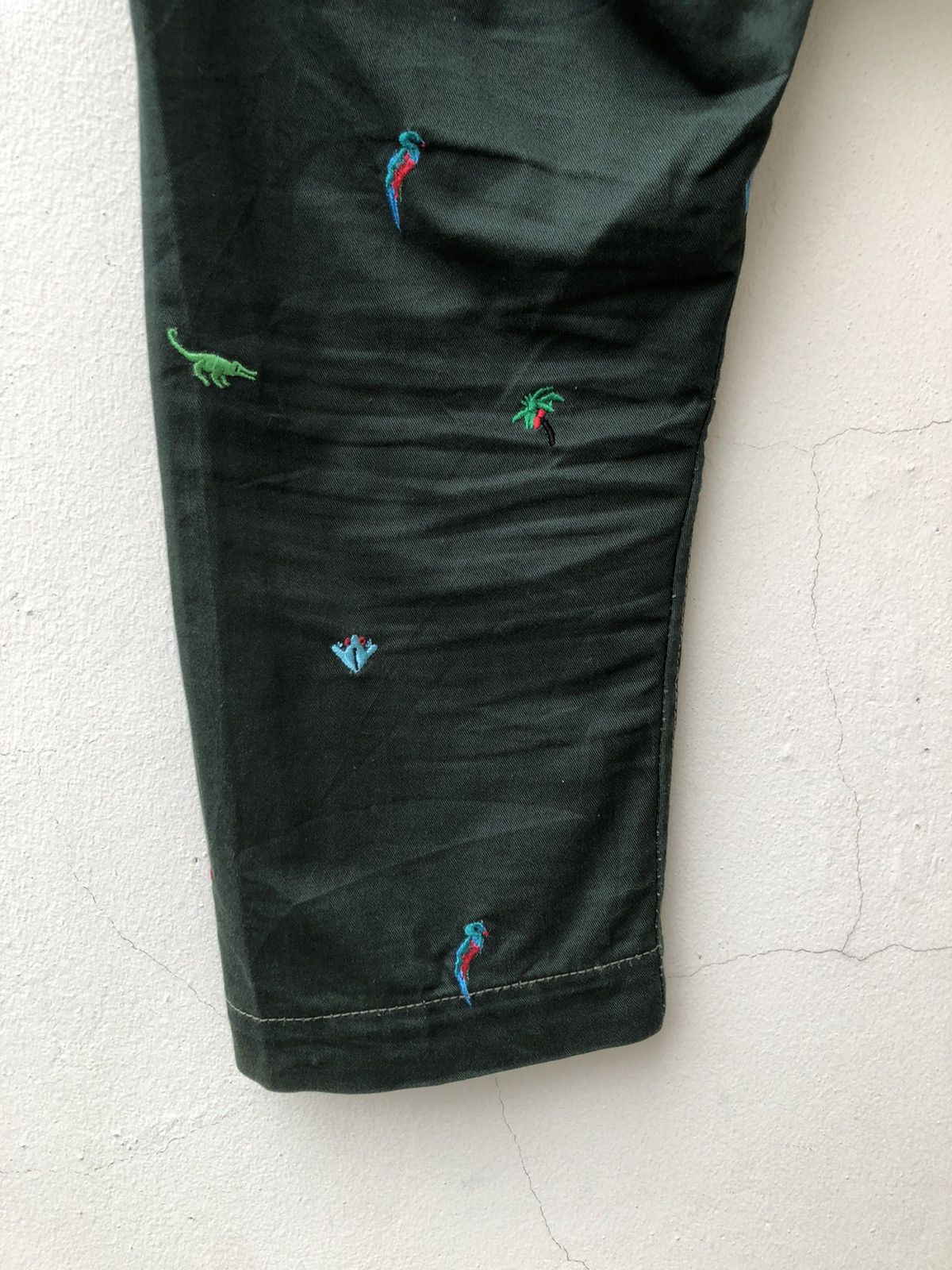 Issey Miyake Tsumori Chisato Atomic Floral Fauna Drop Crotch Cropped Pant Size US 31 - 14 Thumbnail