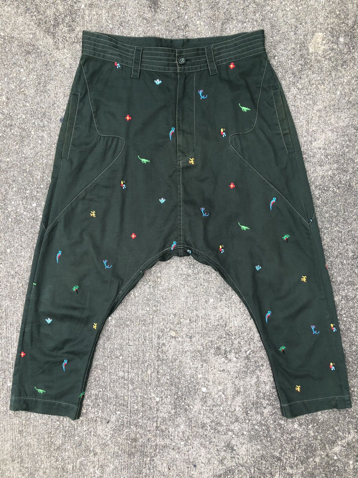 Issey Miyake Tsumori Chisato Atomic Floral Fauna Drop Crotch Cropped Pant Size US 31 - 1 Thumbnail
