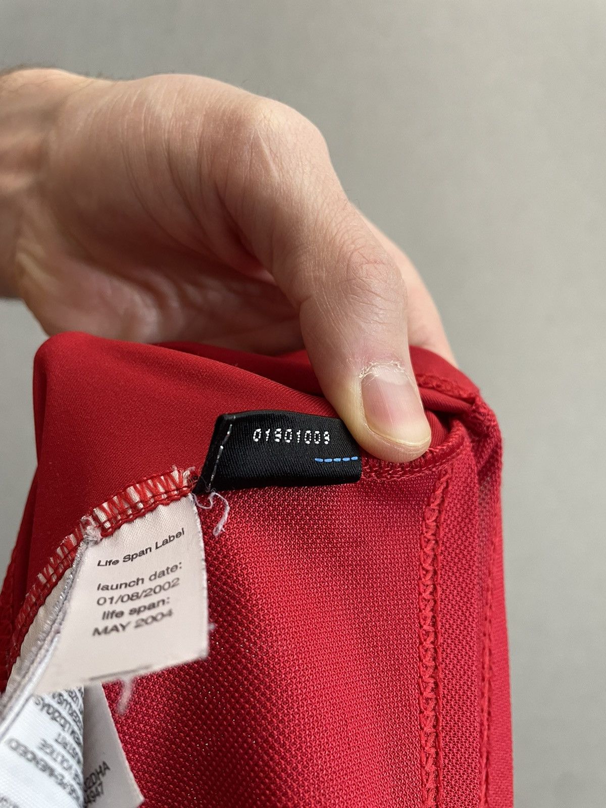 Vintage Manchester United Nike vintage 2002 soccer jersey Raymond 10 Size US L / EU 52-54 / 3 - 9 Thumbnail