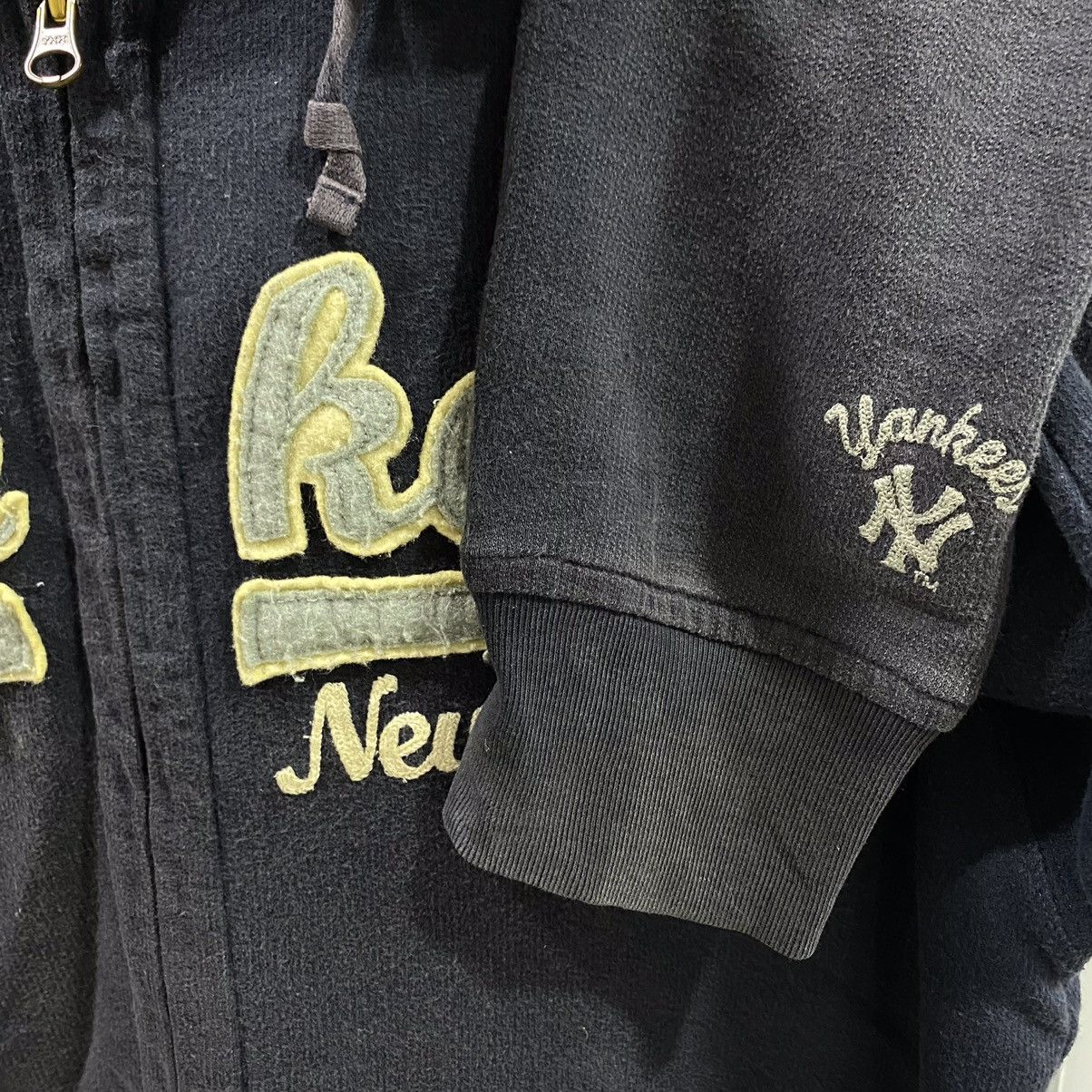 MLB Hoodie zipper Size US M / EU 48-50 / 2 - 5 Thumbnail