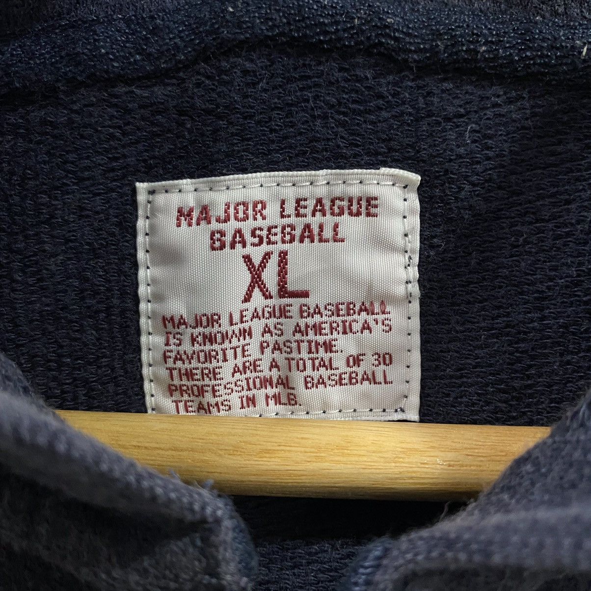 MLB Hoodie zipper Size US M / EU 48-50 / 2 - 4 Thumbnail