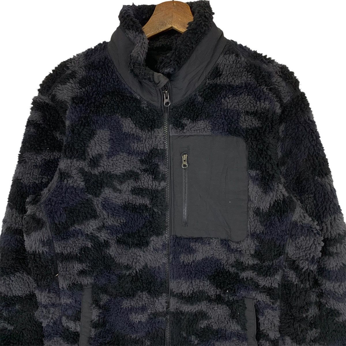 Uniqlo Vintage Uniqlo Retro X Sherpa Zipper Jacket Size US L / EU 52-54 / 3 - 2 Thumbnail