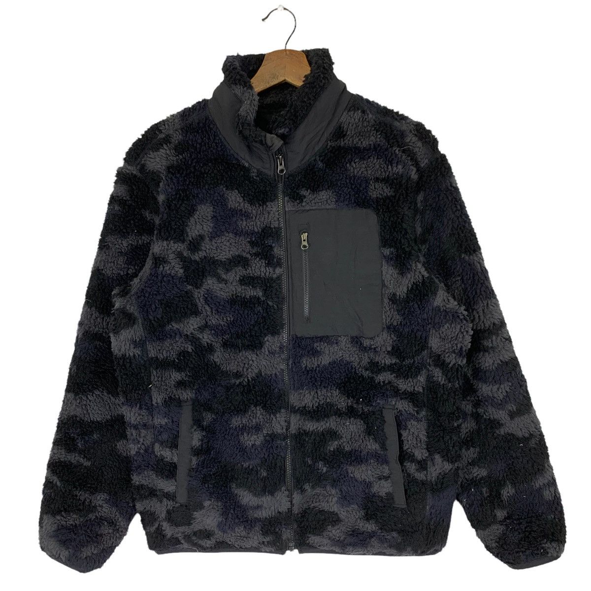 Uniqlo Vintage Uniqlo Retro X Sherpa Zipper Jacket Size US L / EU 52-54 / 3 - 1 Thumbnail