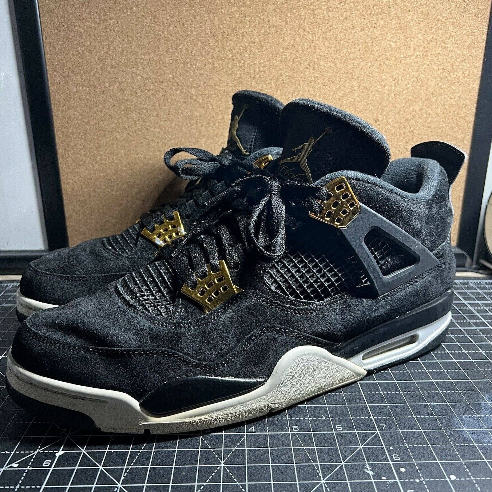 Air Jordan 4 Retro 'Royalty' 308497-032