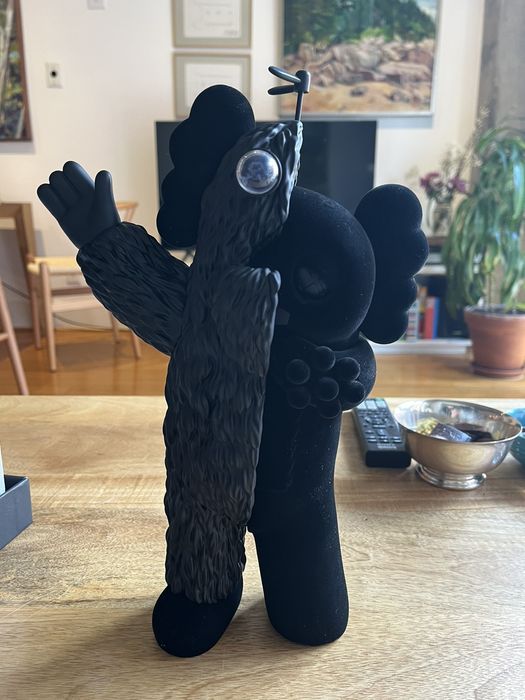 Kaws KAWS KACHAMUKKU Vinyl Figure Black | Grailed