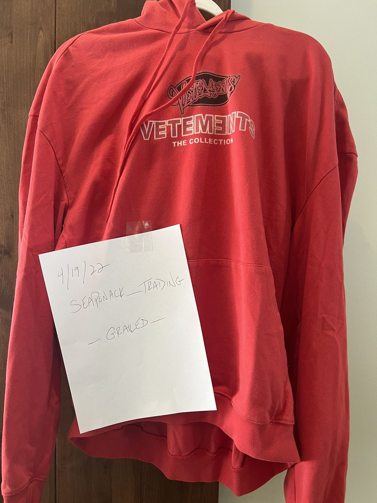 Vetements Vetements Graffiti Logo Hoodie Oversized Sz S Size US S / EU 44-46 / 1 - 8 Thumbnail