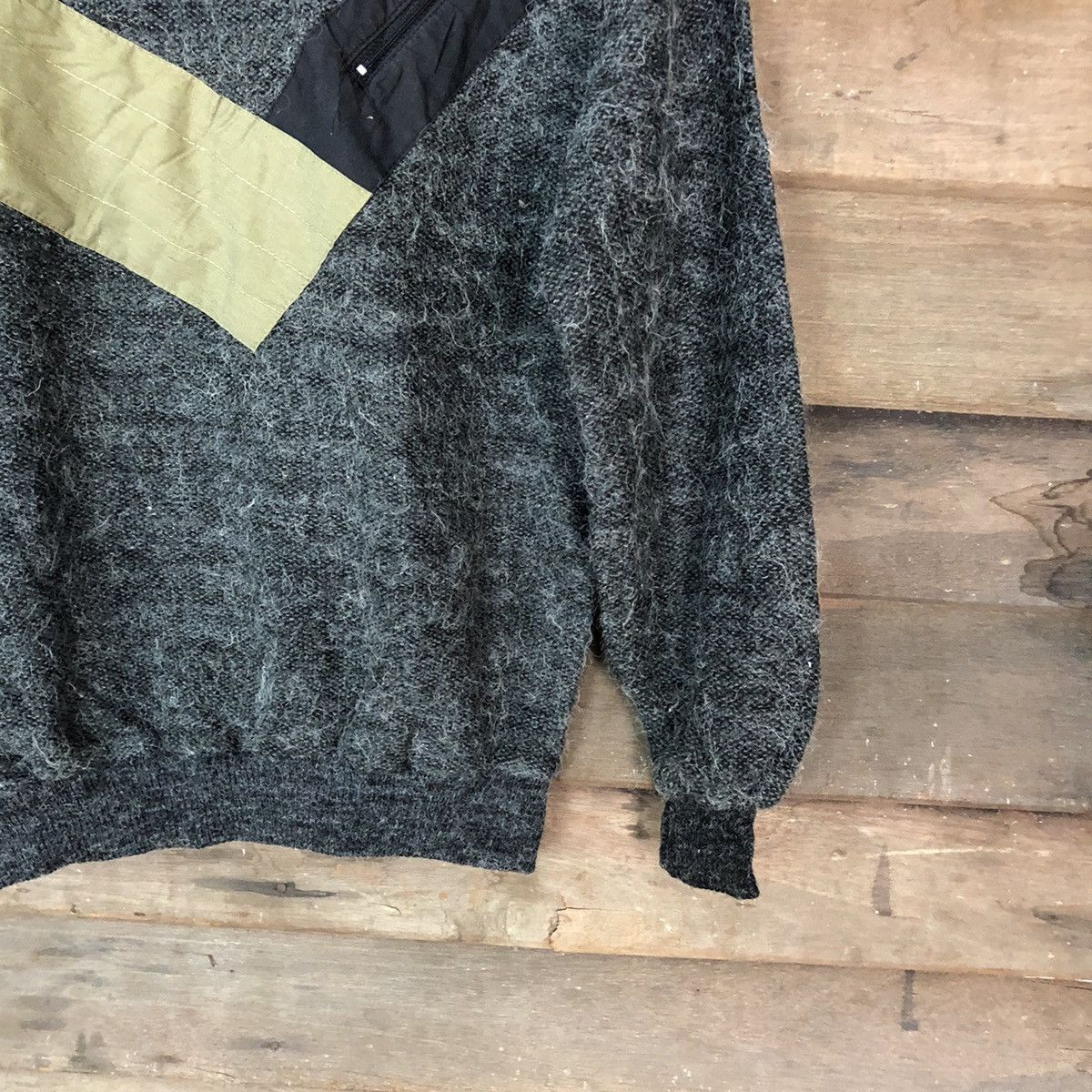 Japanese Brand Atopi Black mohair vintage Knitwear #010 Size US M / EU 48-50 / 2 - 5 Thumbnail