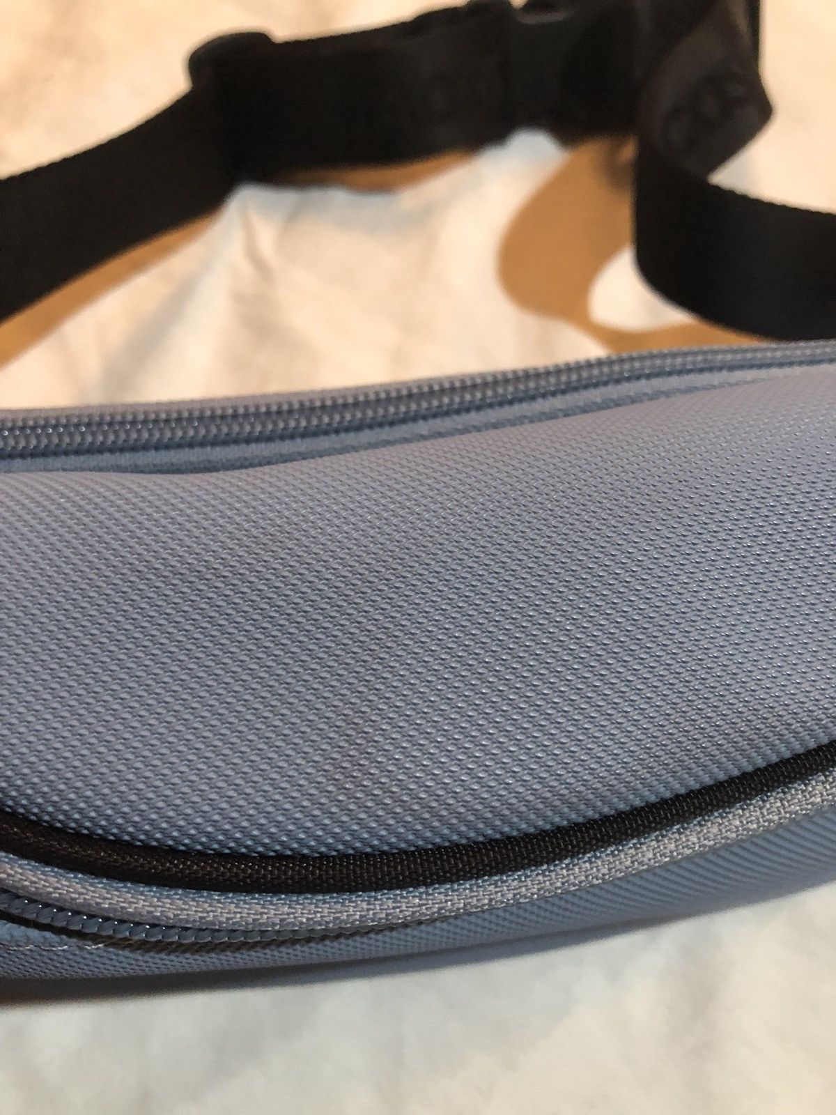 Lacoste Lacoste Fanny Pack Waist Sling Bag Vintage Light Blue Size ONE SIZE - 3 Thumbnail