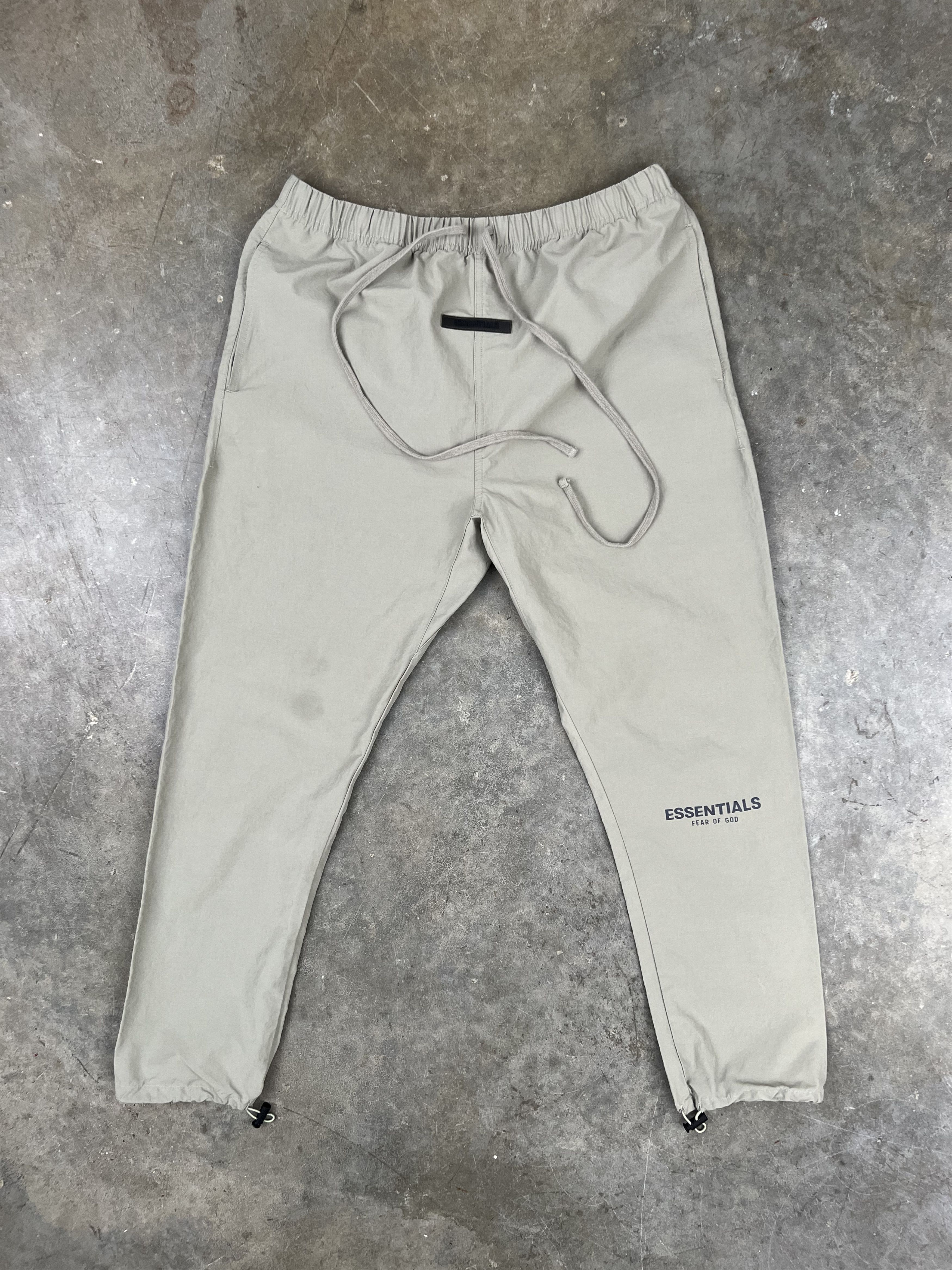 Fear of God Fear Of God Essentials Sand Nylon Pants Sz. 34 🥣🧊❄️ FOG Size US 34 / EU 50 - 1 Thumbnail