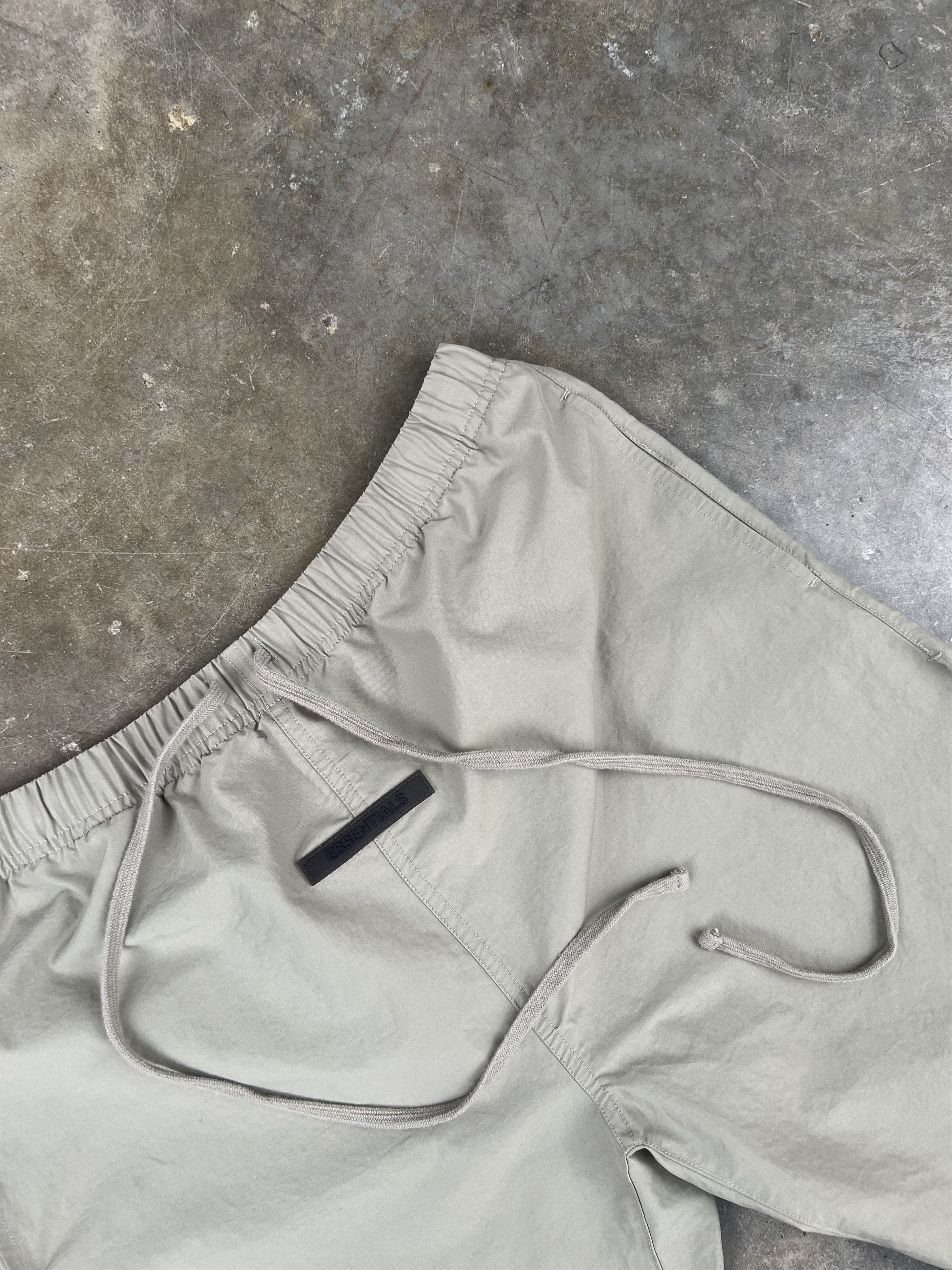 Fear of God Fear Of God Essentials Sand Nylon Pants Sz. 34 🥣🧊❄️ FOG Size US 34 / EU 50 - 2 Thumbnail