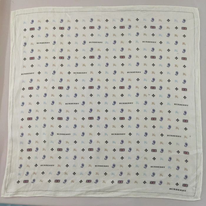 Burberry Hankerchief/ Neckerchief/ Bandana - 3F1946 Size ONE SIZE - 3 Thumbnail