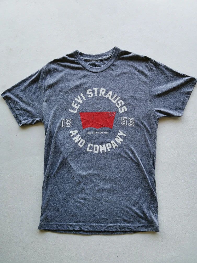 Levi's Rare!!! Levi's Strauss T-shirt Size US S / EU 44-46 / 1 - 1 Thumbnail
