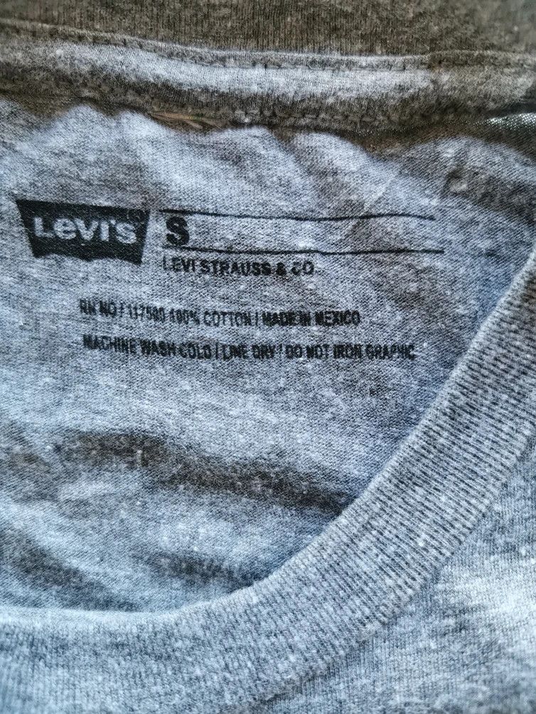 Levi's Rare!!! Levi's Strauss T-shirt Size US S / EU 44-46 / 1 - 2 Thumbnail