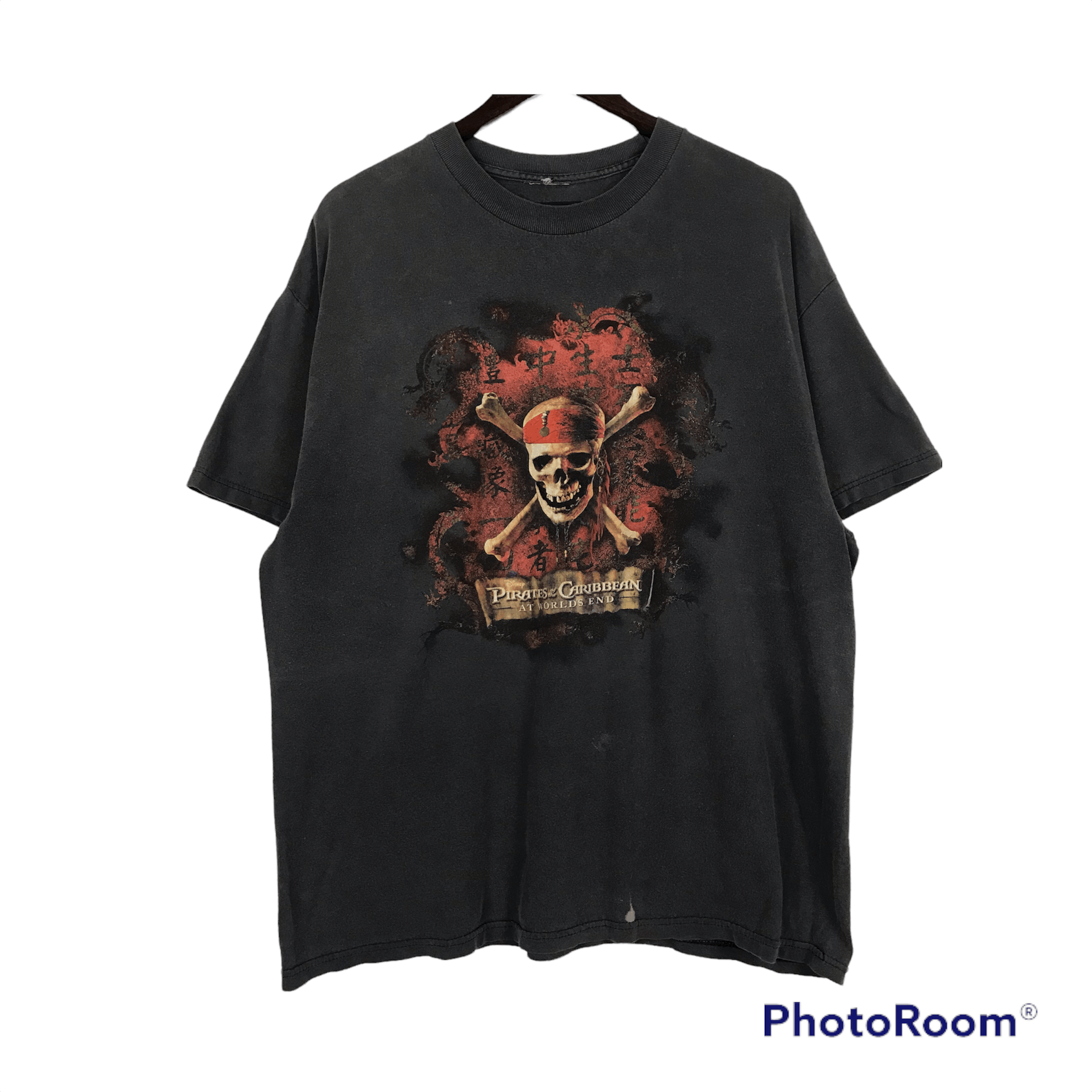 💣OFFER Vtg PIRATES OF THE CARIBBEAN Movie T-shirt