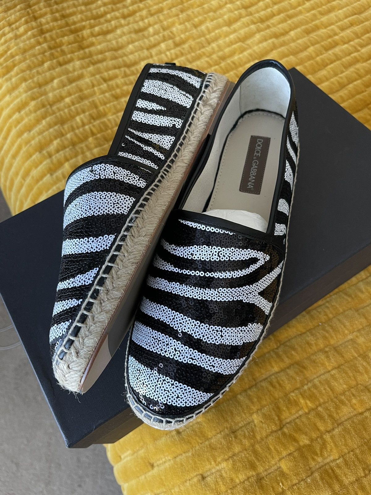 Dolce & Gabbana DOLCE & GABBANA ZEBRA PRINT SLIP ON Size US 11 / EU 44 - 3 Thumbnail