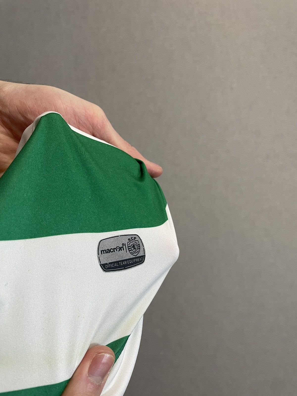 Macron Marcon Sporting Portugal SCP Helder #22 soccer jersey Size US L / EU 52-54 / 3 - 9 Thumbnail