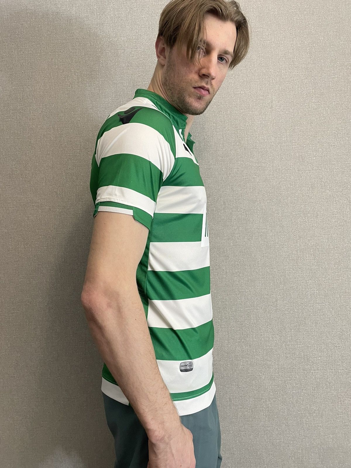 Macron Marcon Sporting Portugal SCP Helder #22 soccer jersey Size US L / EU 52-54 / 3 - 5 Thumbnail