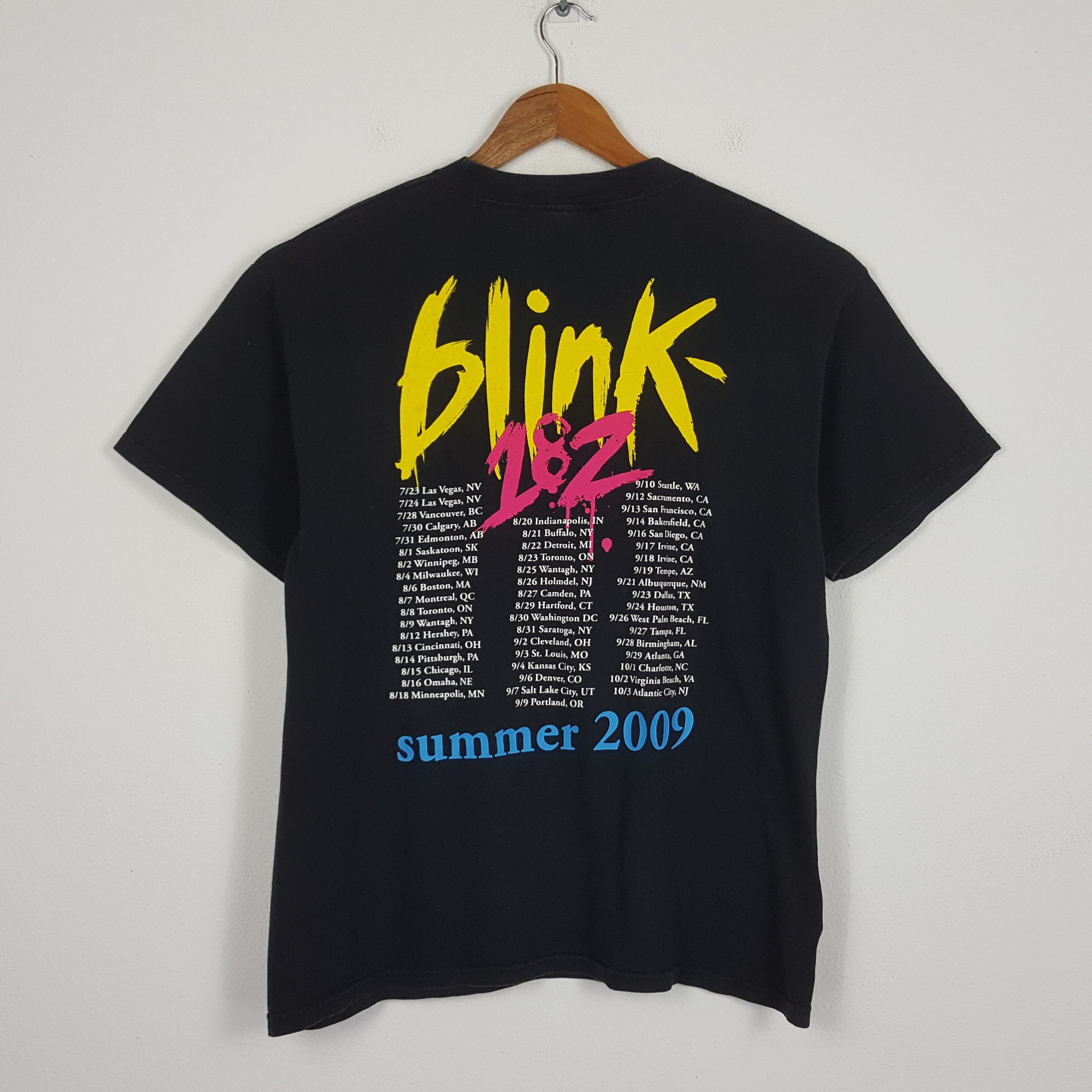 Vintage blink 182 American Rock Band Tour T-Shirt