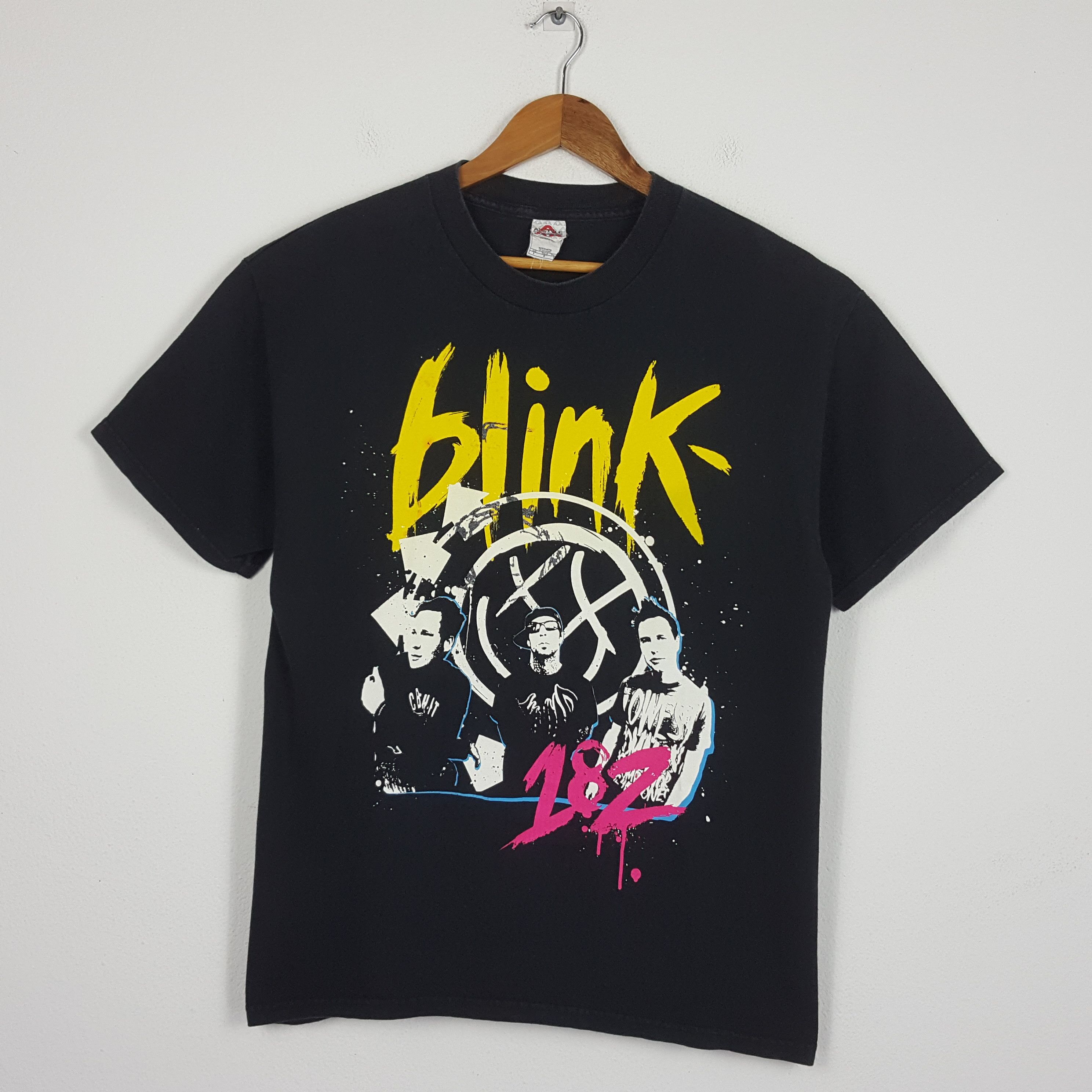 Vintage blink 182 American Rock Band Tour T-Shirt