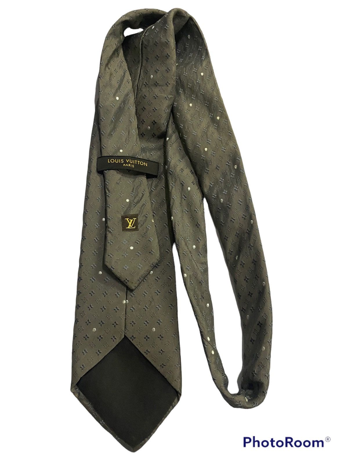 Louis Vuitton Louis Vuitton Monogram Grey Silk Logo Tie Size ONE SIZE - 6 Thumbnail