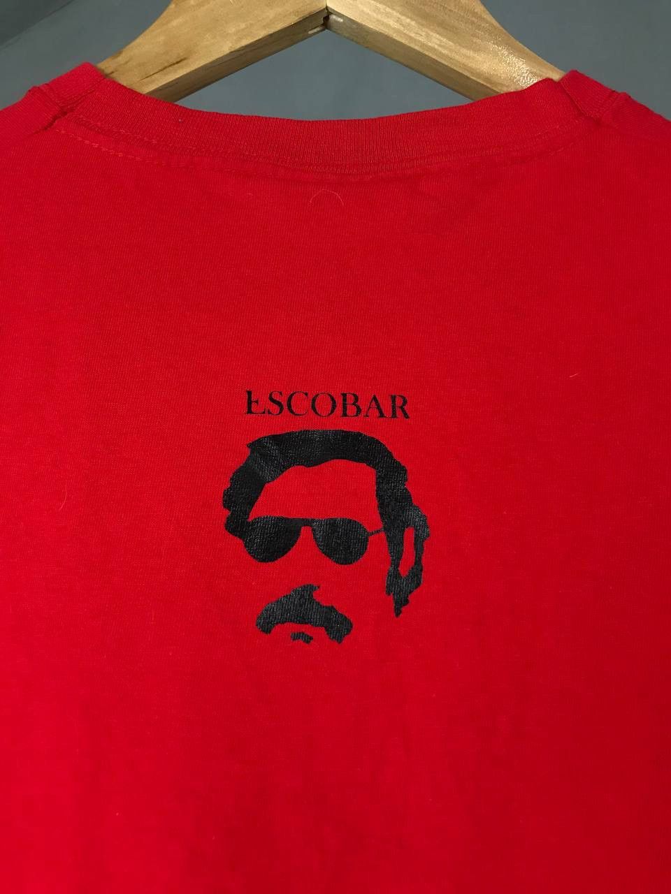 Other × Vintage Pablo Escobar other streetwear vintage tee Size US S / EU 44-46 / 1 - 7 Thumbnail