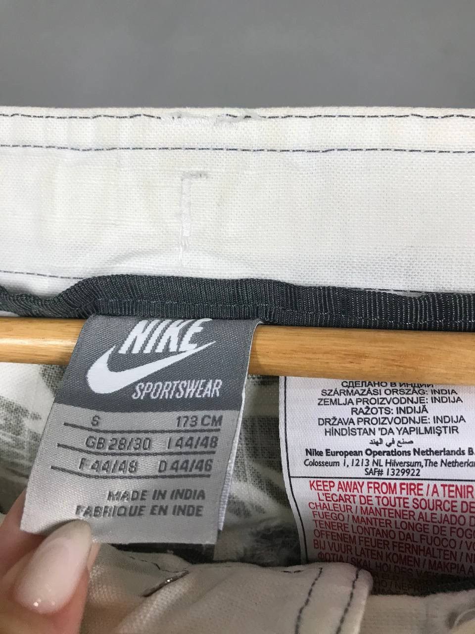 Vintage Nike swoosh streetwear vintage cargo vintage 10R shorts Size US 32 / EU 48 - 7 Thumbnail