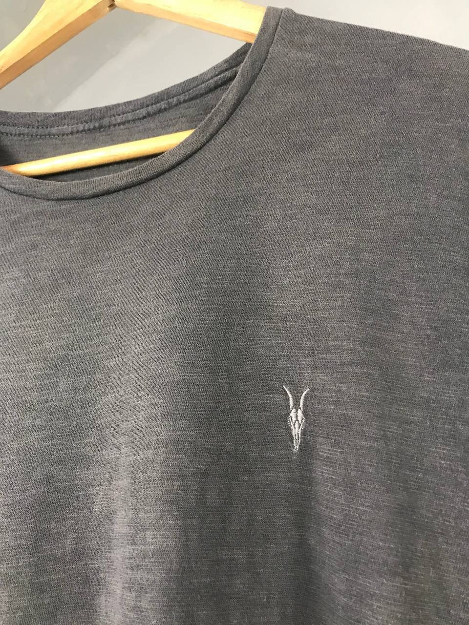 Allsaints Allsaints luxury streetwear gray tee Size US M / EU 48-50 / 2 - 3 Thumbnail