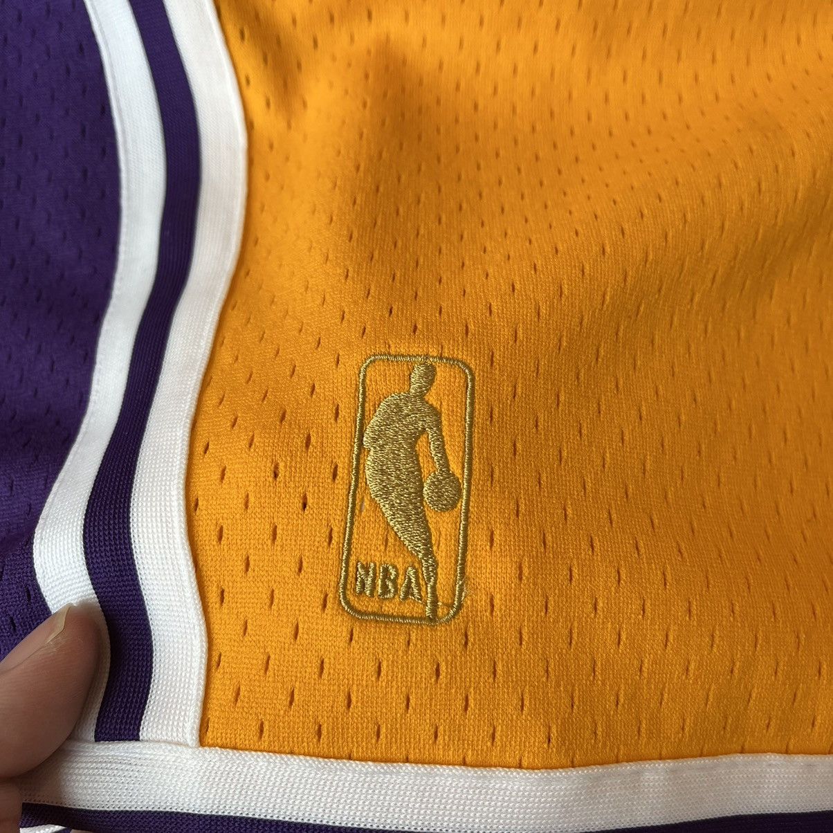 Just Don Los Angeles Lakers 1996-97 Home Shorts Gold Size XL