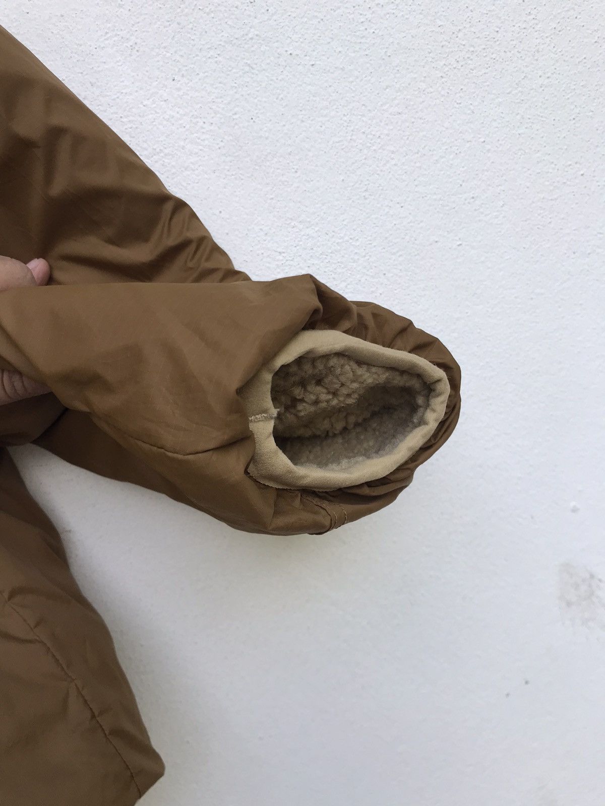 Lemaire × Uniqlo Lemaire X Uniqlo Sherpa Reversible Jacket Size US M / EU 48-50 / 2 - 12 Thumbnail