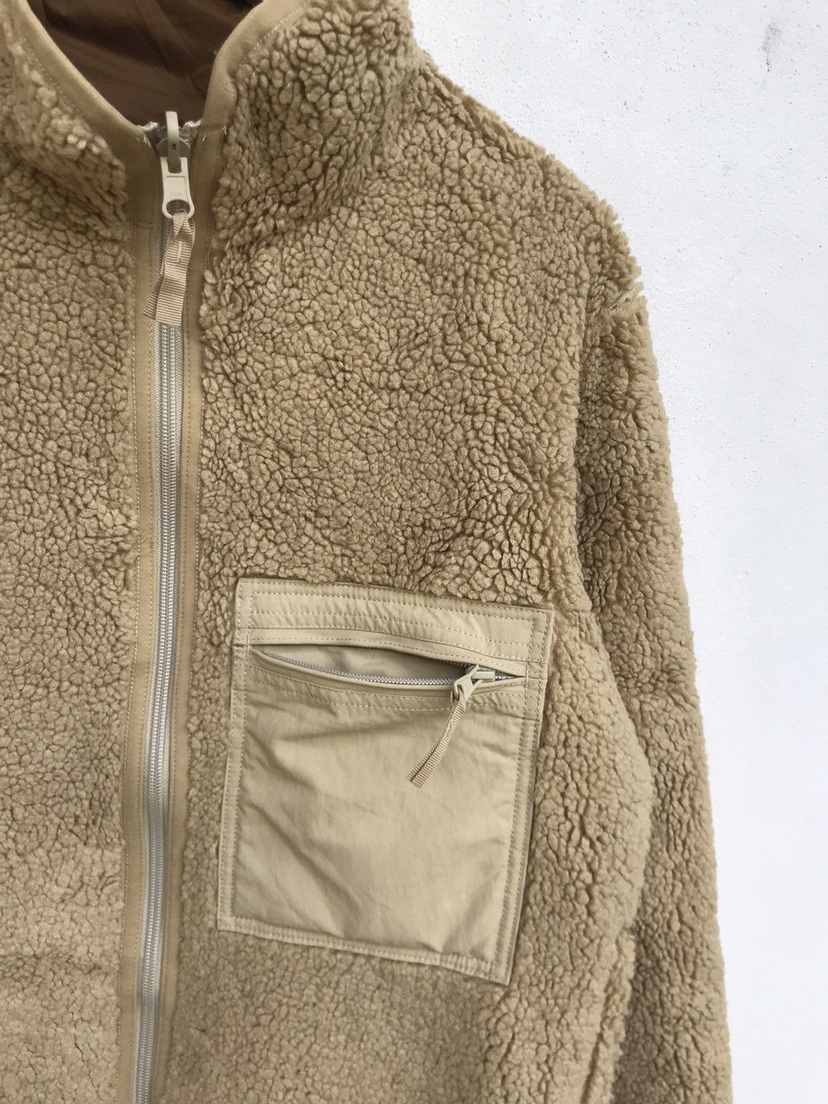Lemaire × Uniqlo Lemaire X Uniqlo Sherpa Reversible Jacket Size US M / EU 48-50 / 2 - 8 Thumbnail