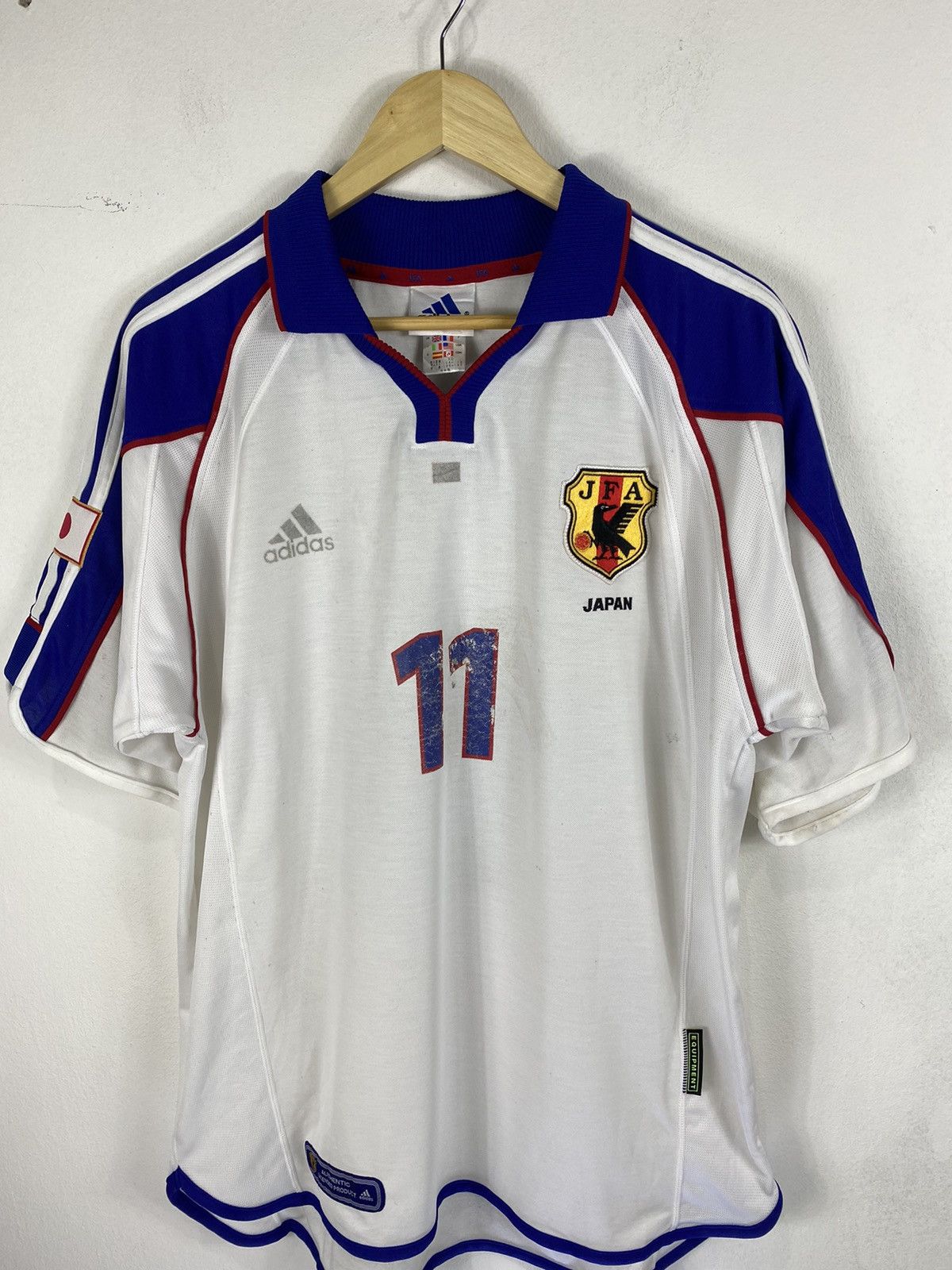 Adidas × Vintage Vintage adidas Japan 2000 away RYUTA jersey Size US L / EU 52-54 / 3 - 4 Thumbnail