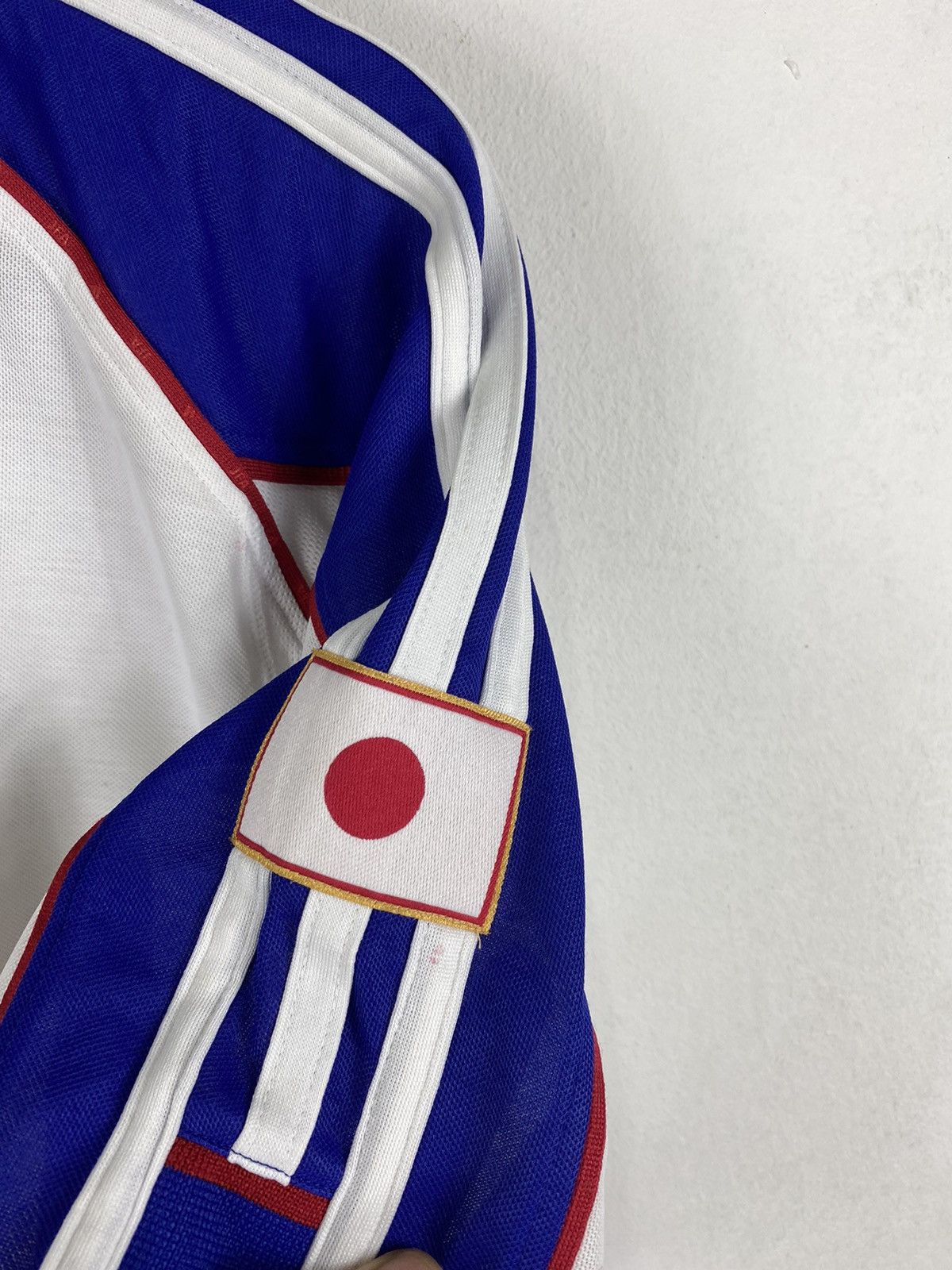 Adidas × Vintage Vintage adidas Japan 2000 away RYUTA jersey Size US L / EU 52-54 / 3 - 9 Thumbnail