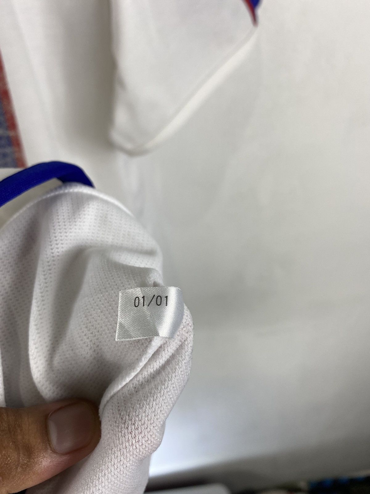 Adidas × Vintage Vintage adidas Japan 2000 away RYUTA jersey Size US L / EU 52-54 / 3 - 11 Thumbnail
