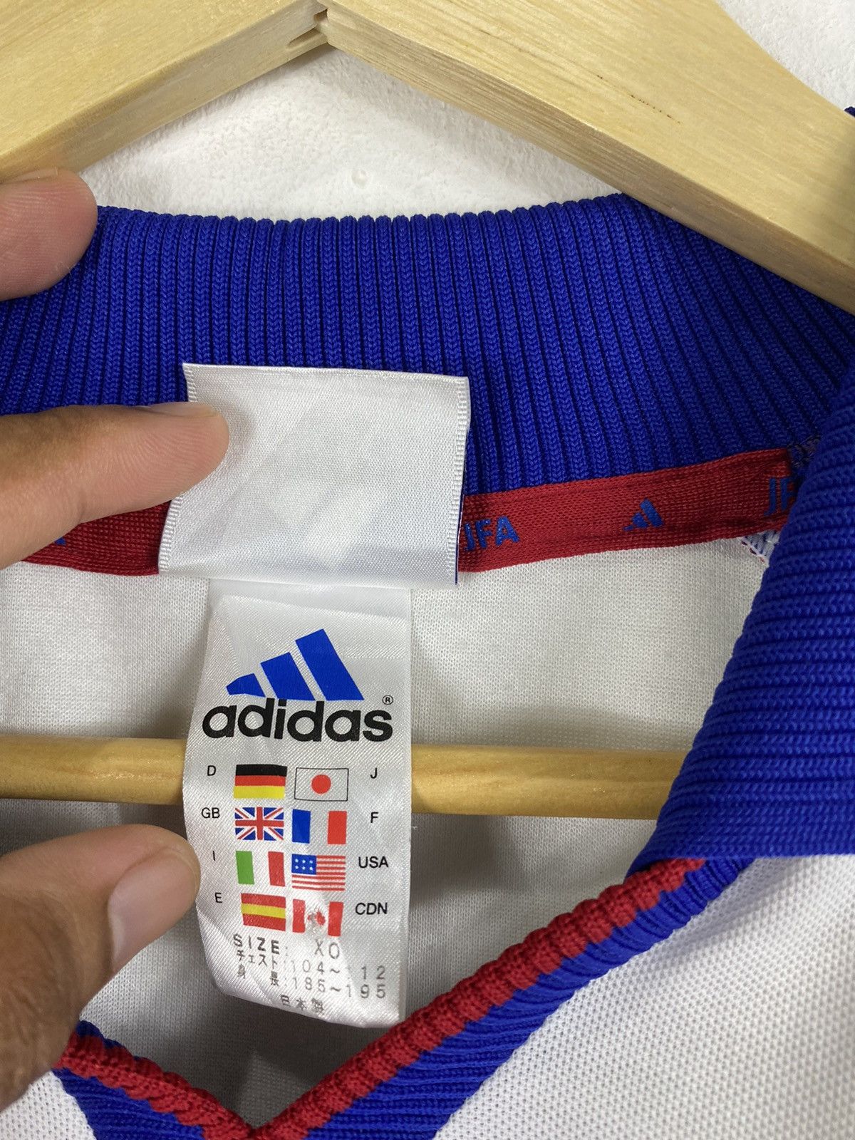 Adidas × Vintage Vintage adidas Japan 2000 away RYUTA jersey Size US L / EU 52-54 / 3 - 6 Thumbnail