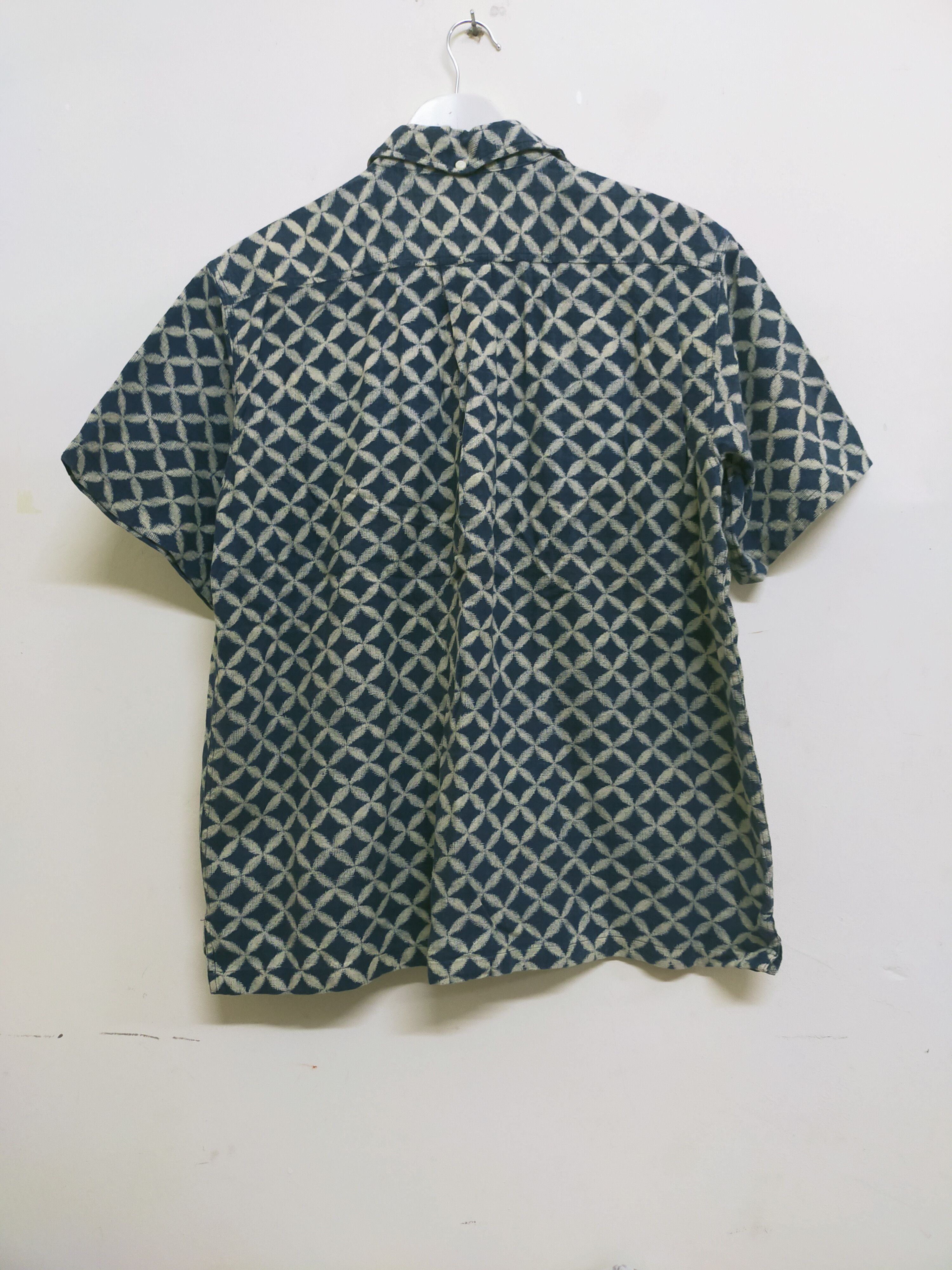 Hawaii japanese button up
