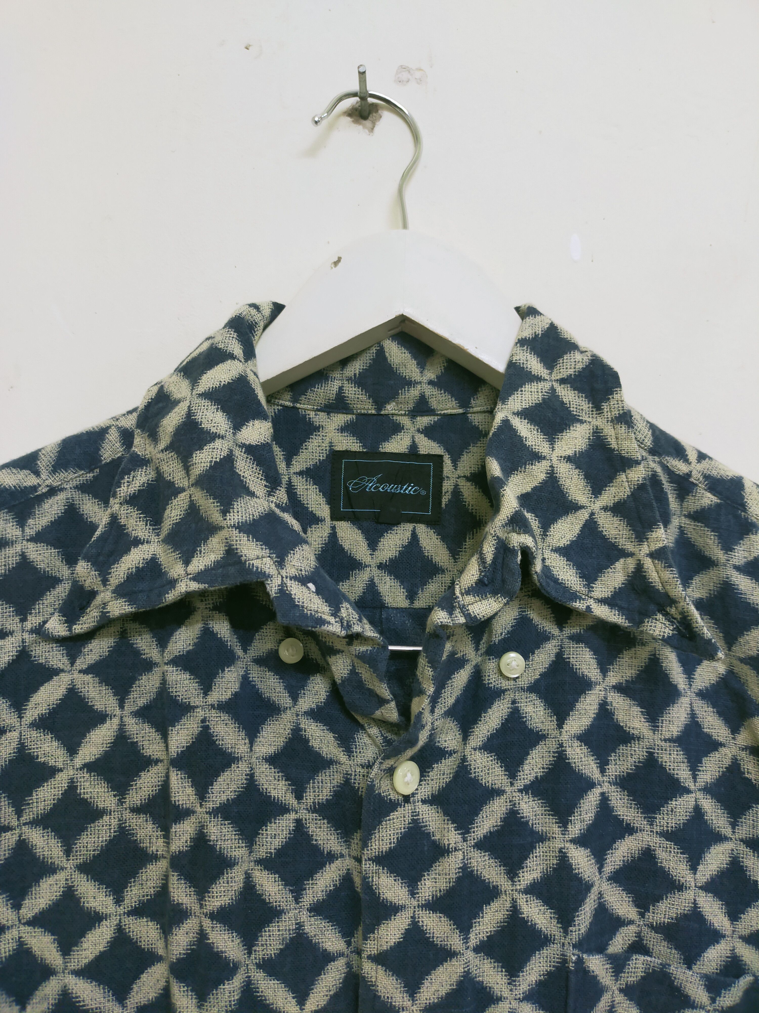 Hawaii japanese button up
