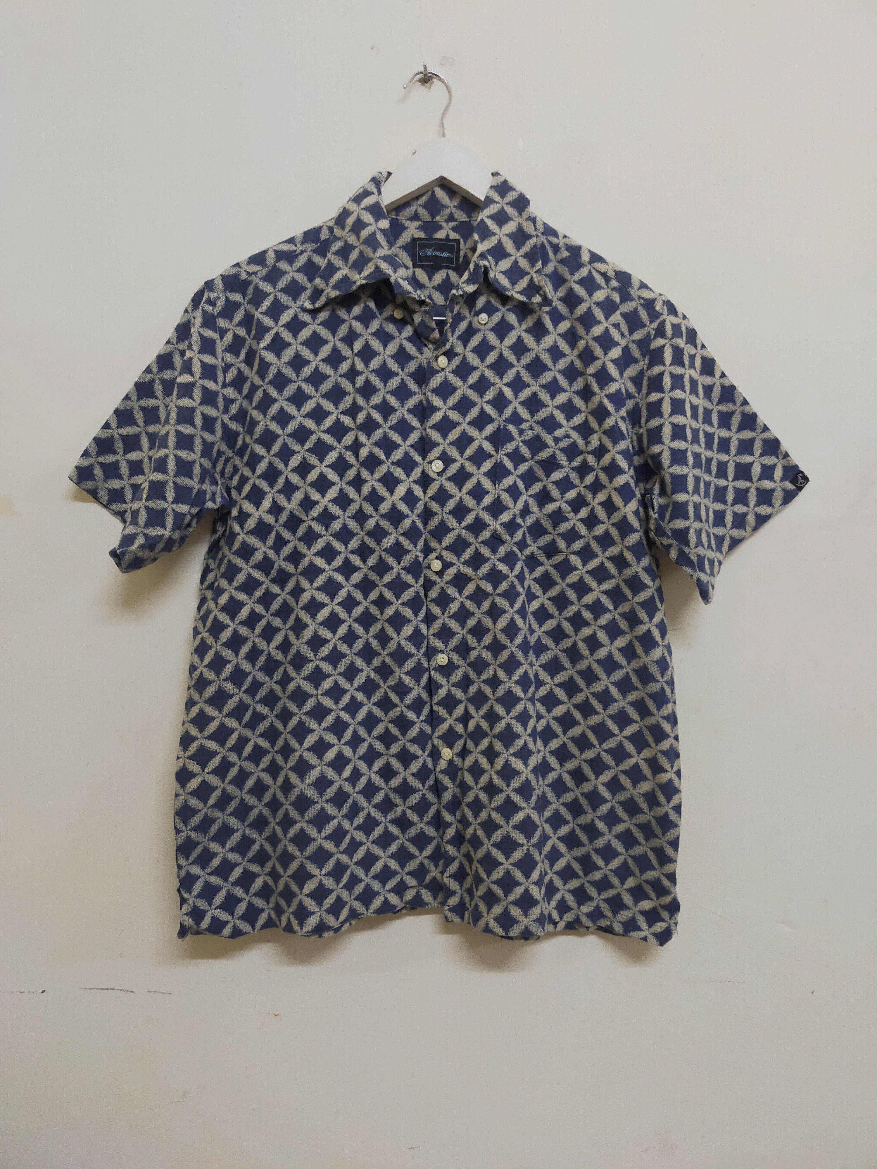 Hawaii japanese button up