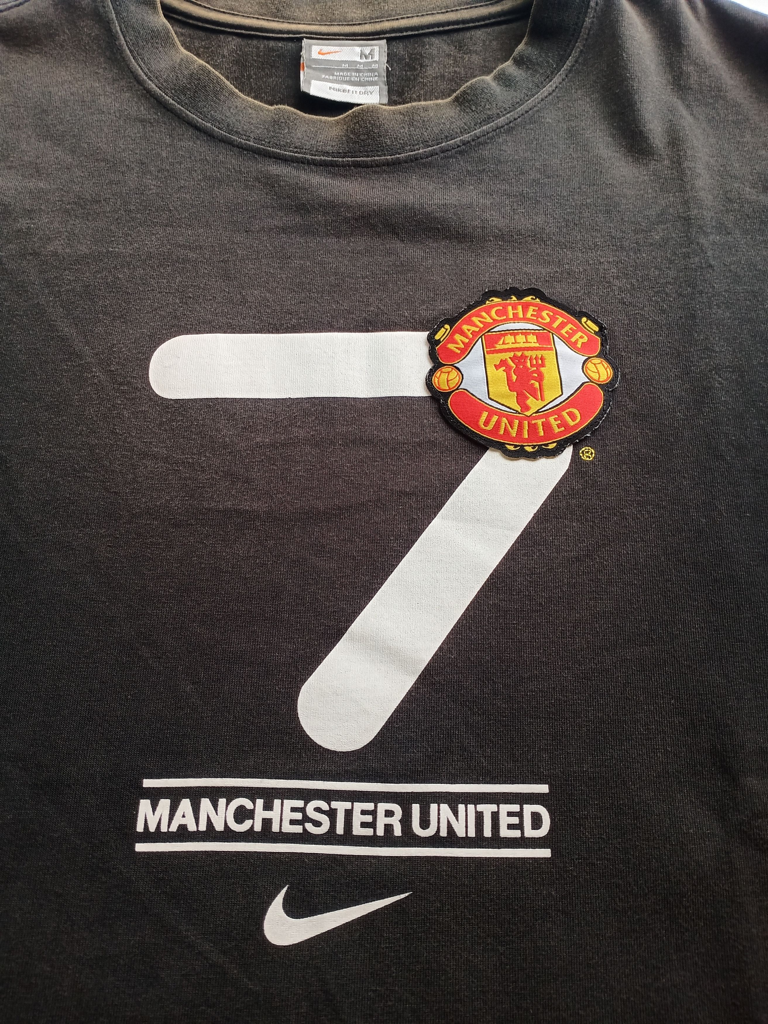 Nike 2007 Nike Manchester United CR7 Size US M / EU 48-50 / 2 - 5 Thumbnail