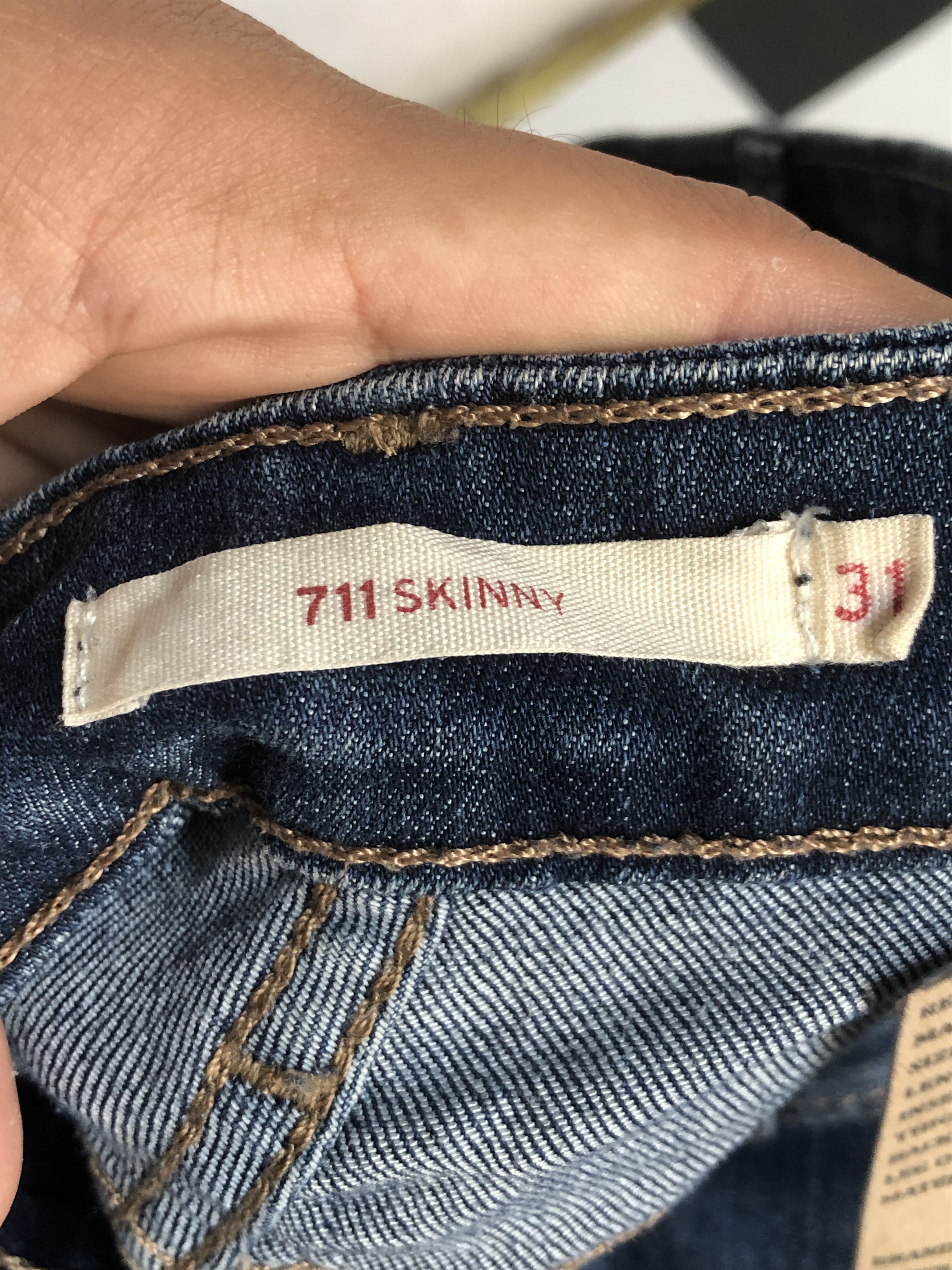 Levis 711 Skinny Denim Jean L293