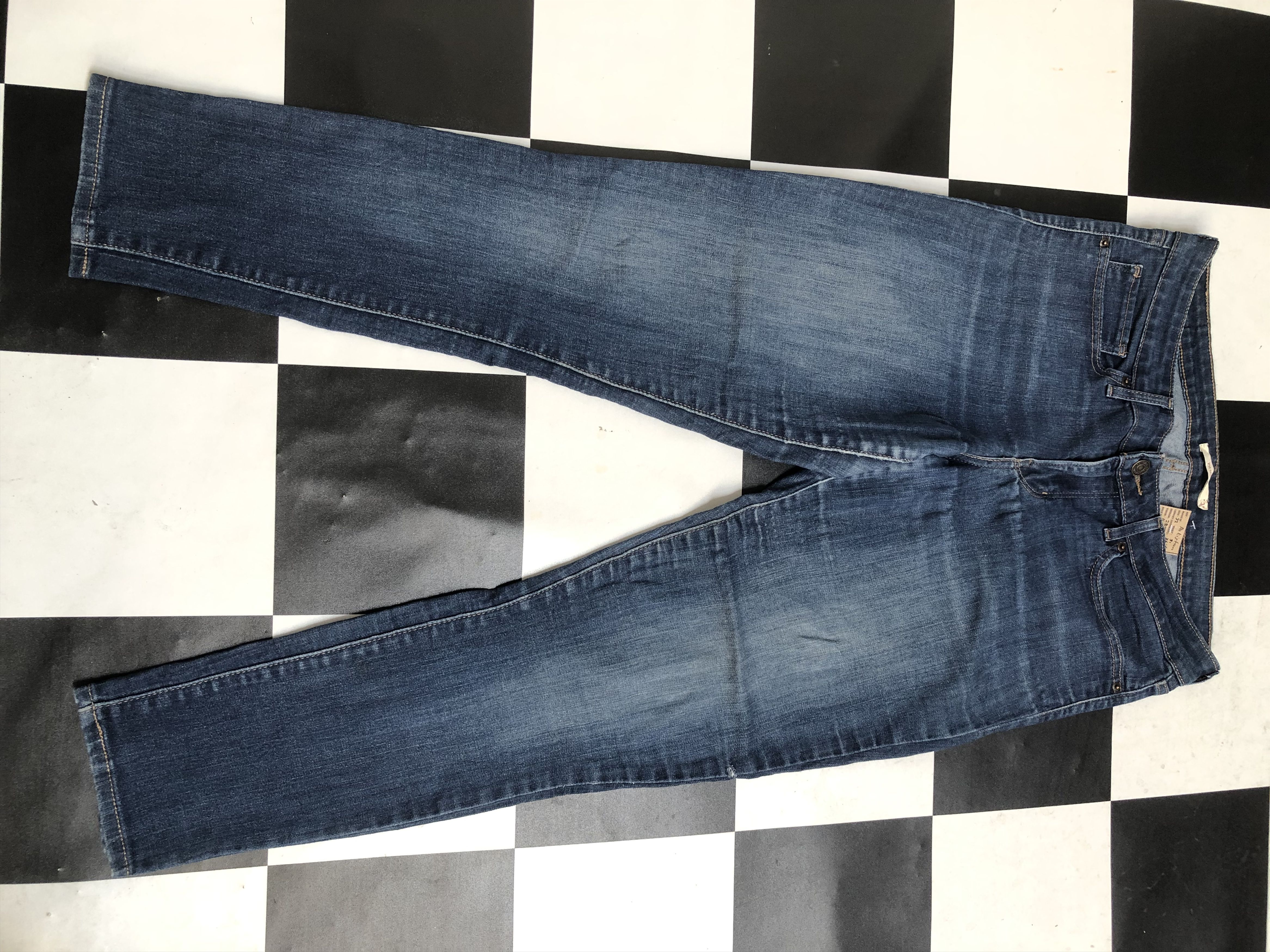 Levis 711 Skinny Denim Jean L293