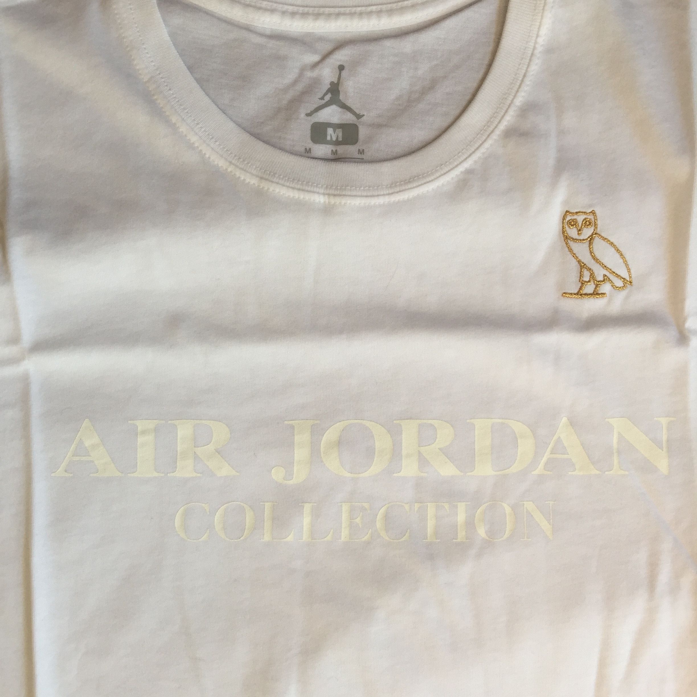 Jordan Brand × Nike × October's Very Own Air Jordan Collection x OVO Collab Tee Size US M / EU 48-50 / 2 - 6 Thumbnail