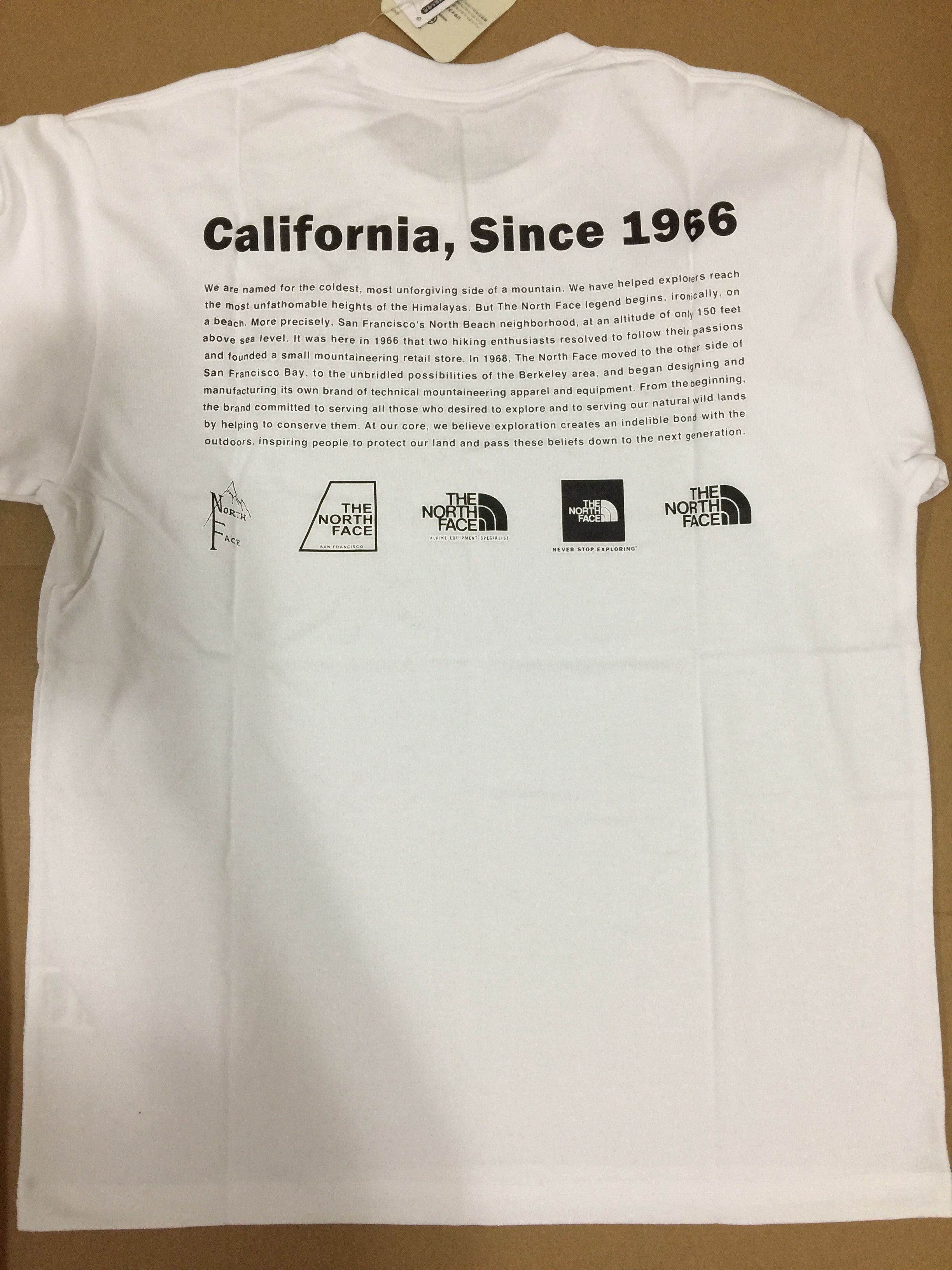 The North Face Historical Logo Tee 🇯🇵Edition Size US L / EU 52-54 / 3 - 6 Thumbnail