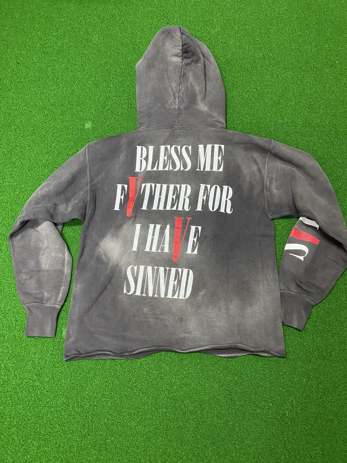 トップス SAINT Mxxxxxx 22SS VLONE HOODIE SAINT M×××××× 22SS VLONE HOODIE style. | 2301 | mark