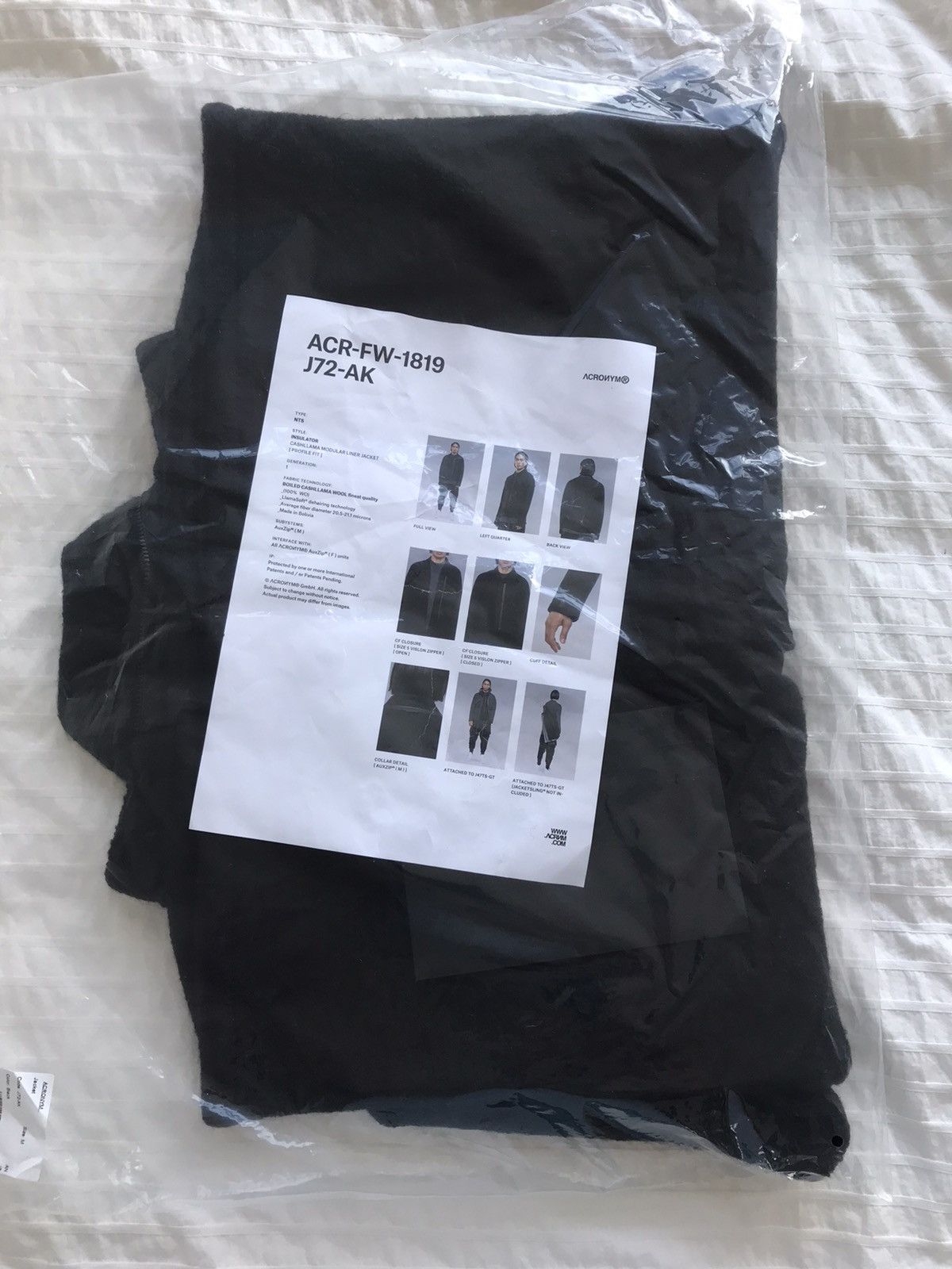 Acronym Acronym J72-AK Size US M / EU 48-50 / 2 - 6 Thumbnail